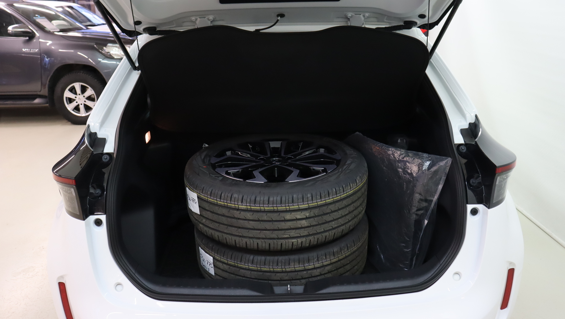 TOYOTA Yaris Cross 2025