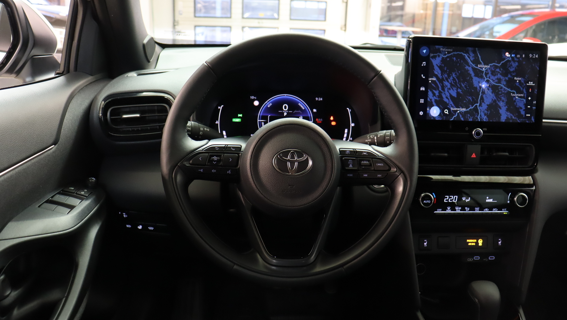 TOYOTA Yaris Cross 2025
