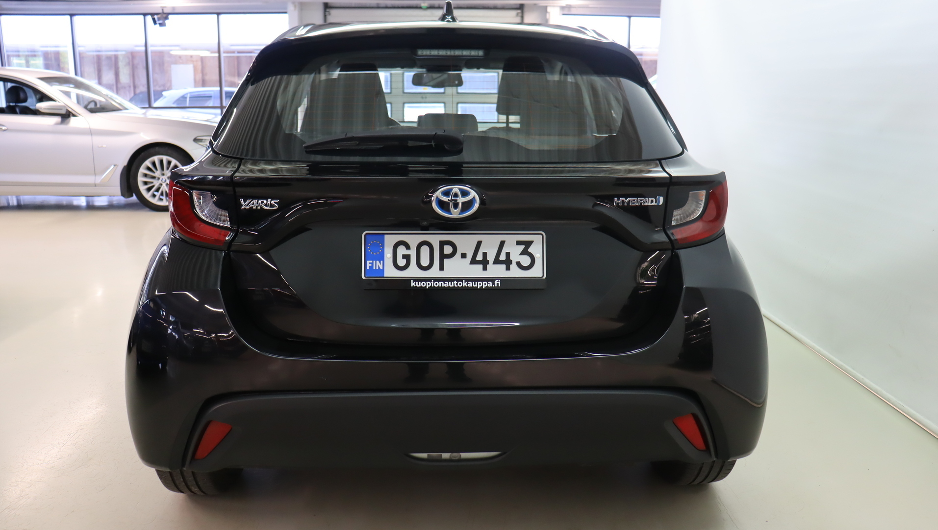TOYOTA Yaris 2021