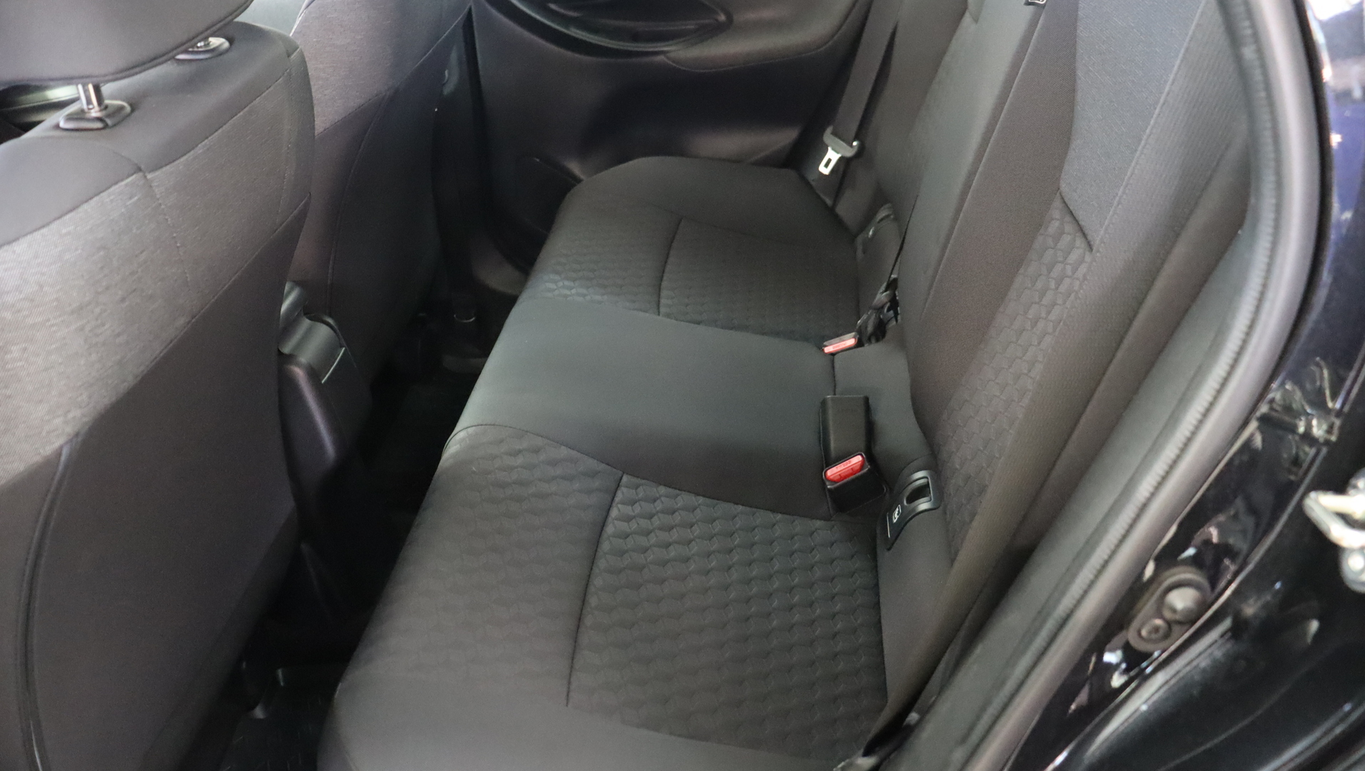 TOYOTA Yaris 2021