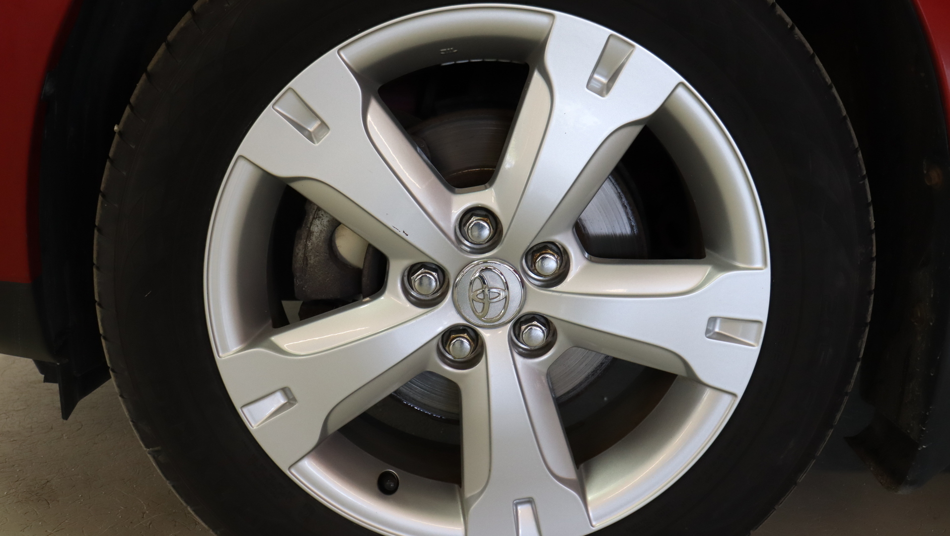 TOYOTA Urban Cruiser 19