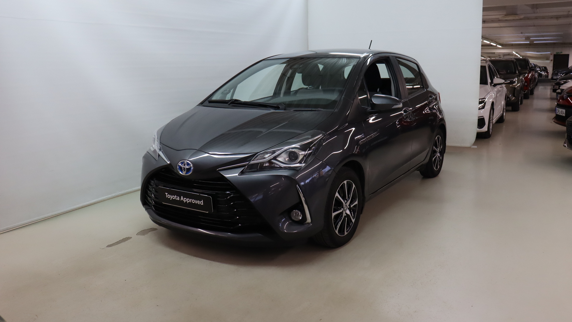TOYOTA Yaris 2018