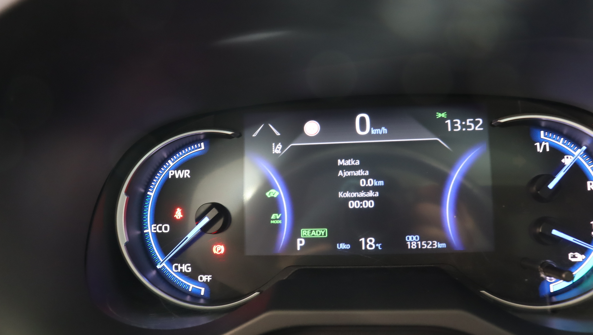 TOYOTA RAV4 Plug-in 2021