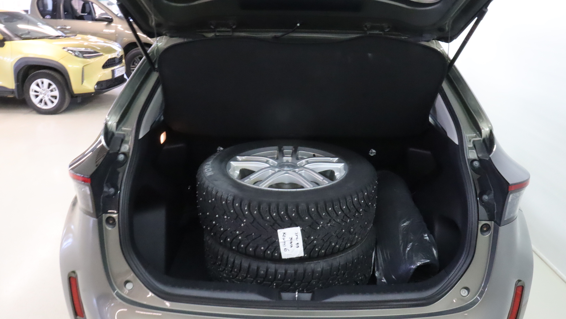 TOYOTA Yaris Cross 2022