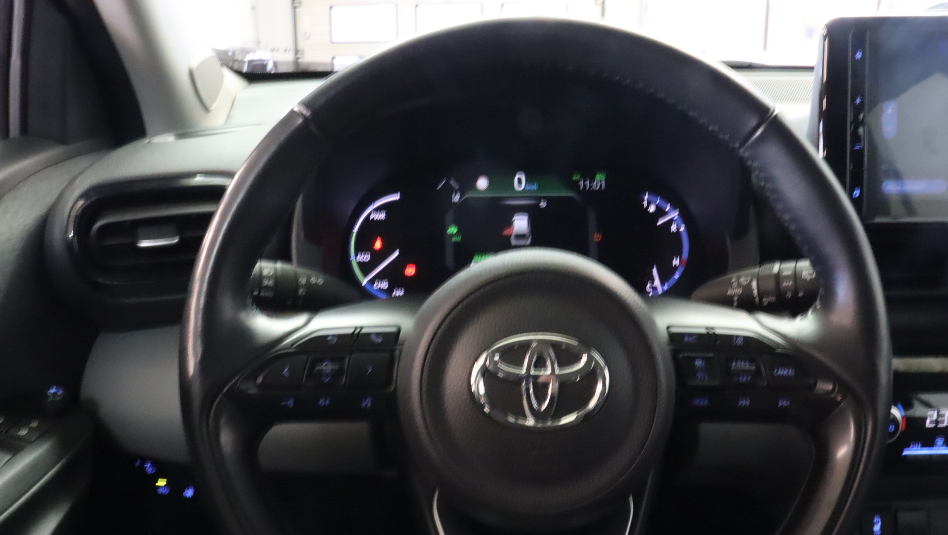 TOYOTA Yaris Cross 2022
