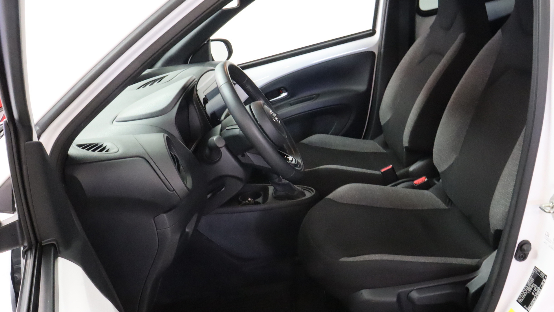 TOYOTA Aygo X 2024