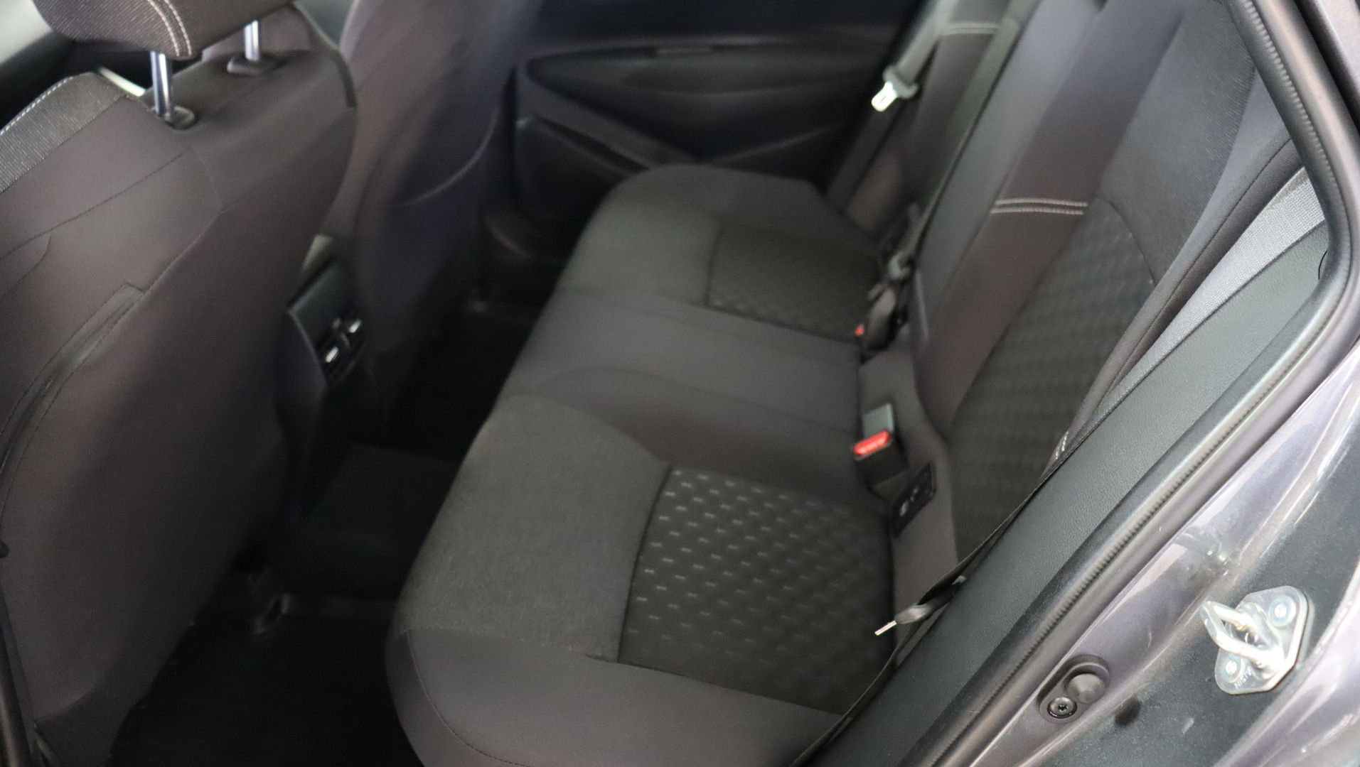 TOYOTA Corolla 2025