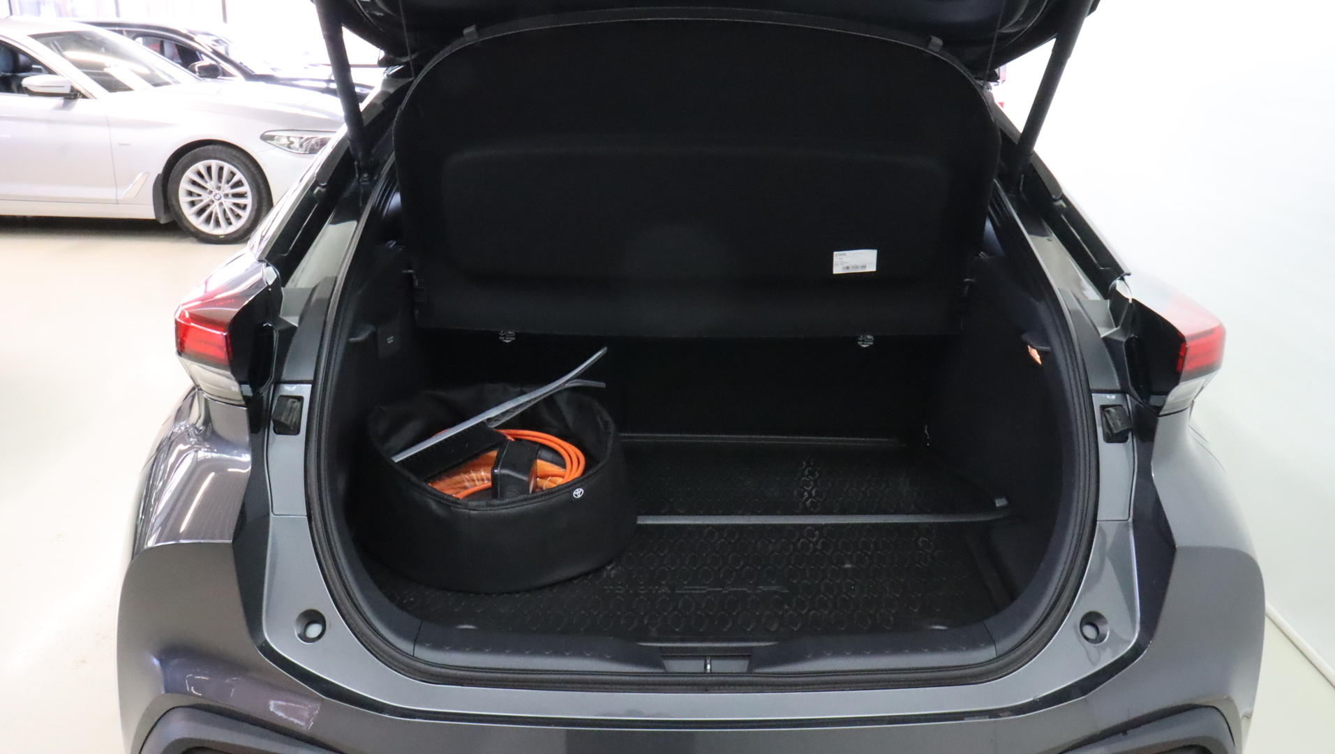 TOYOTA C-HR 2025