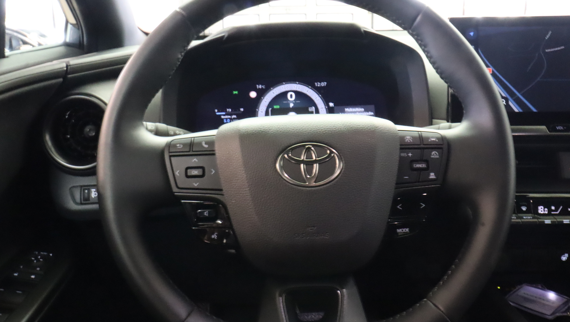 TOYOTA C-HR 2025