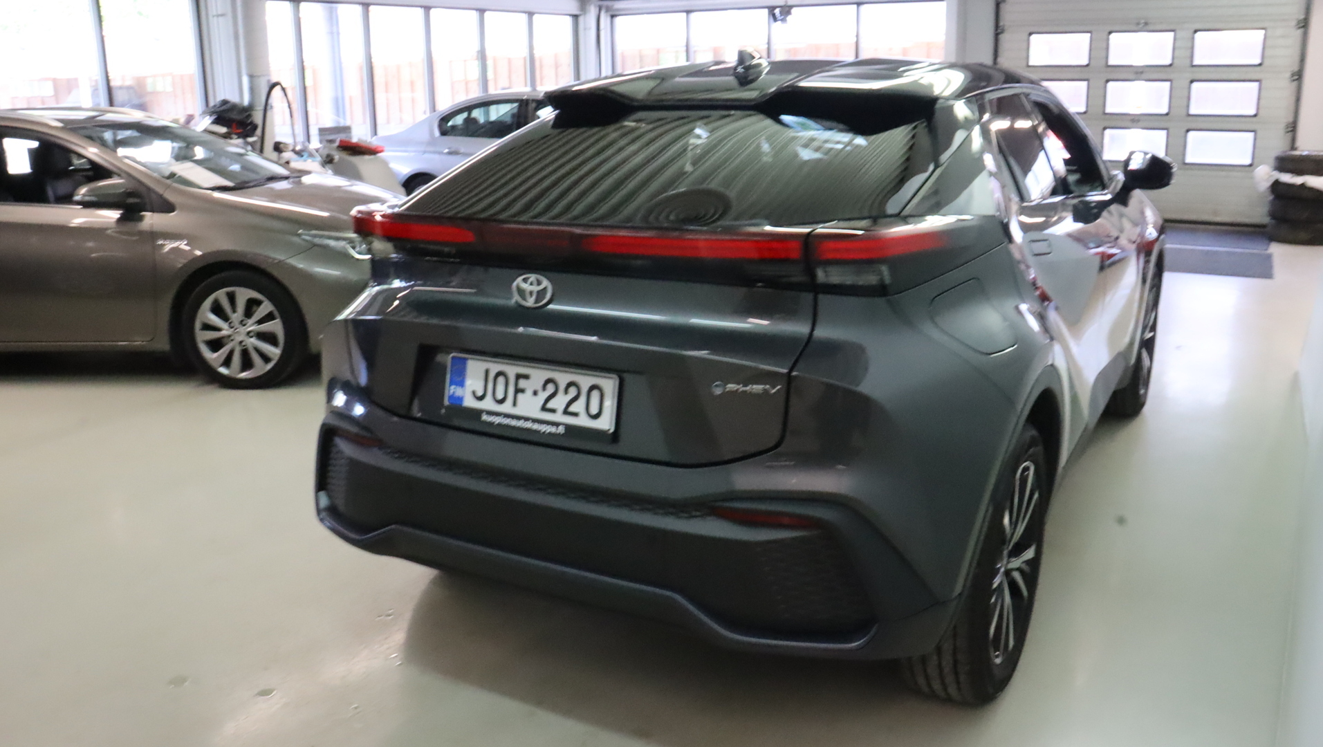 TOYOTA C-HR 2025