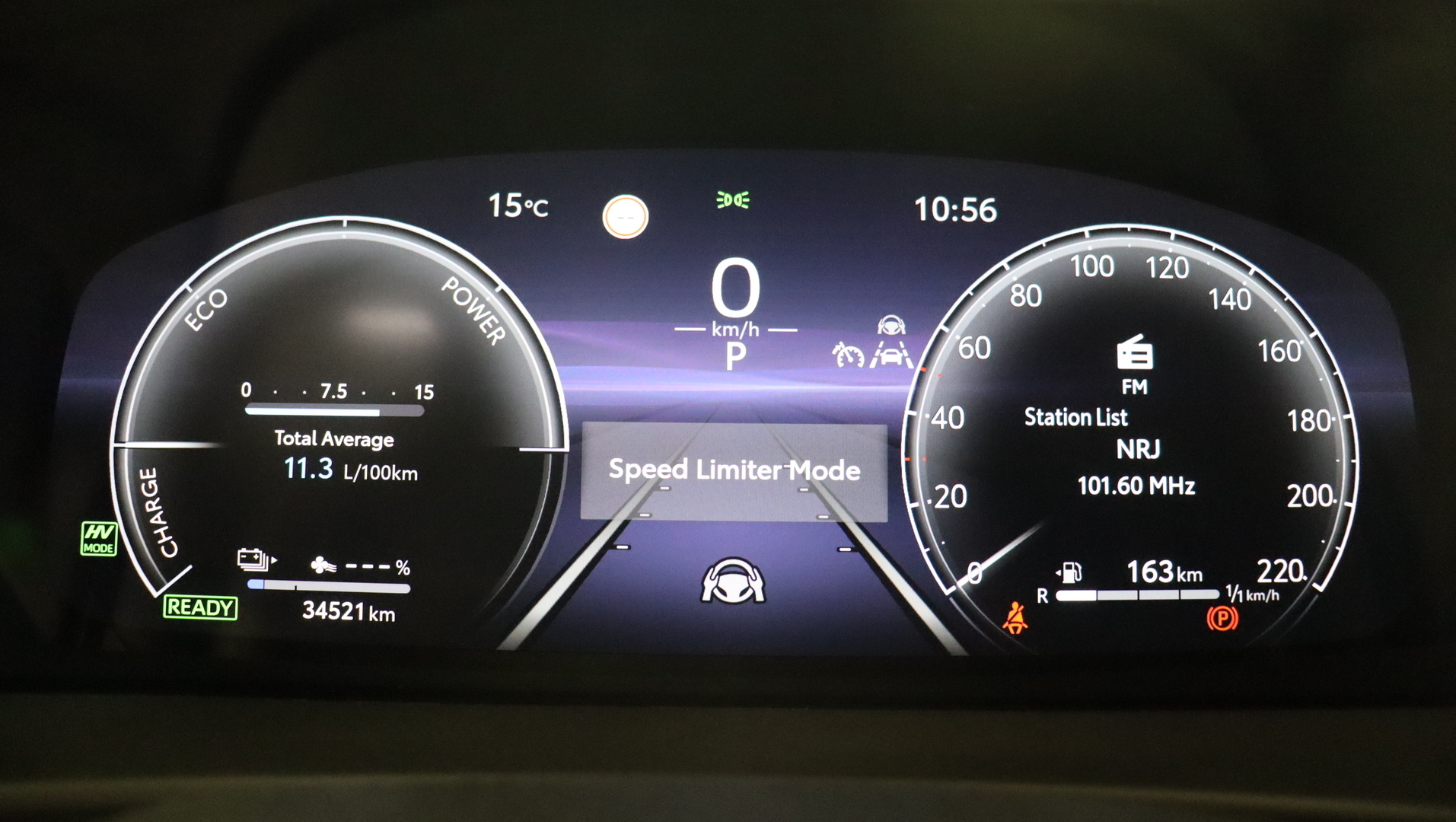 TOYOTA C-HR 2025