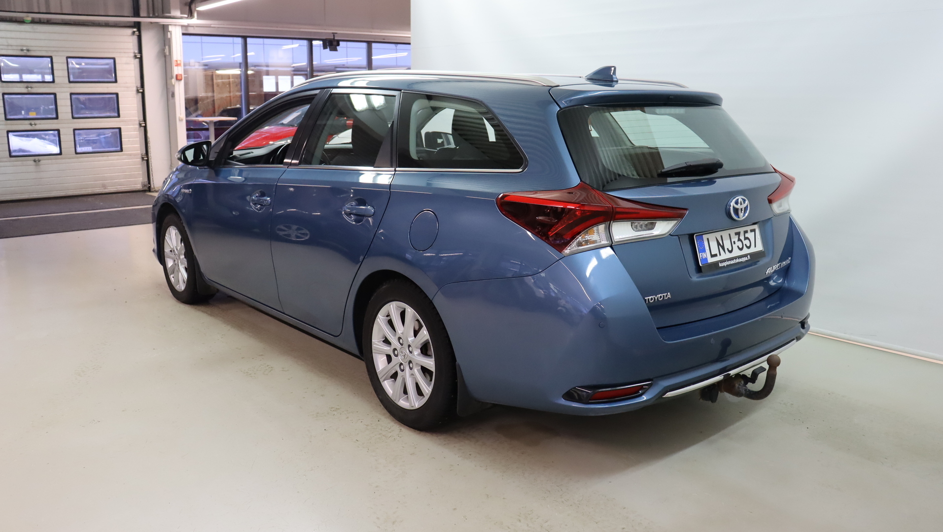 TOYOTA Auris 2016
