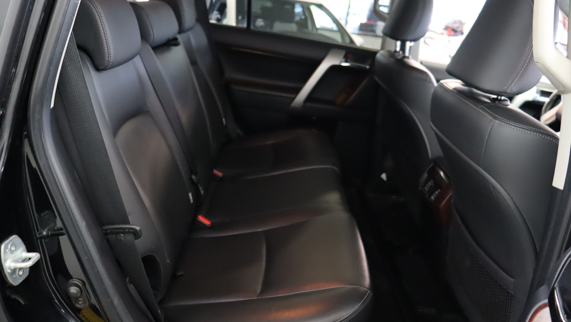 TOYOTA Land Cruiser 2017