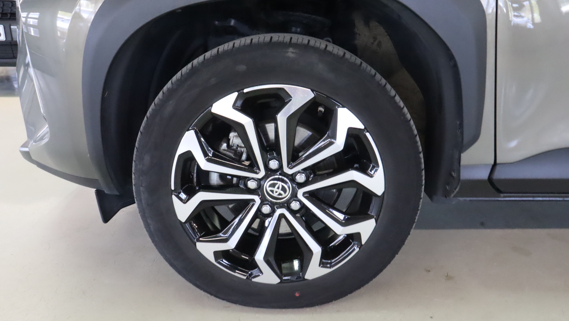 TOYOTA Yaris Cross 2022