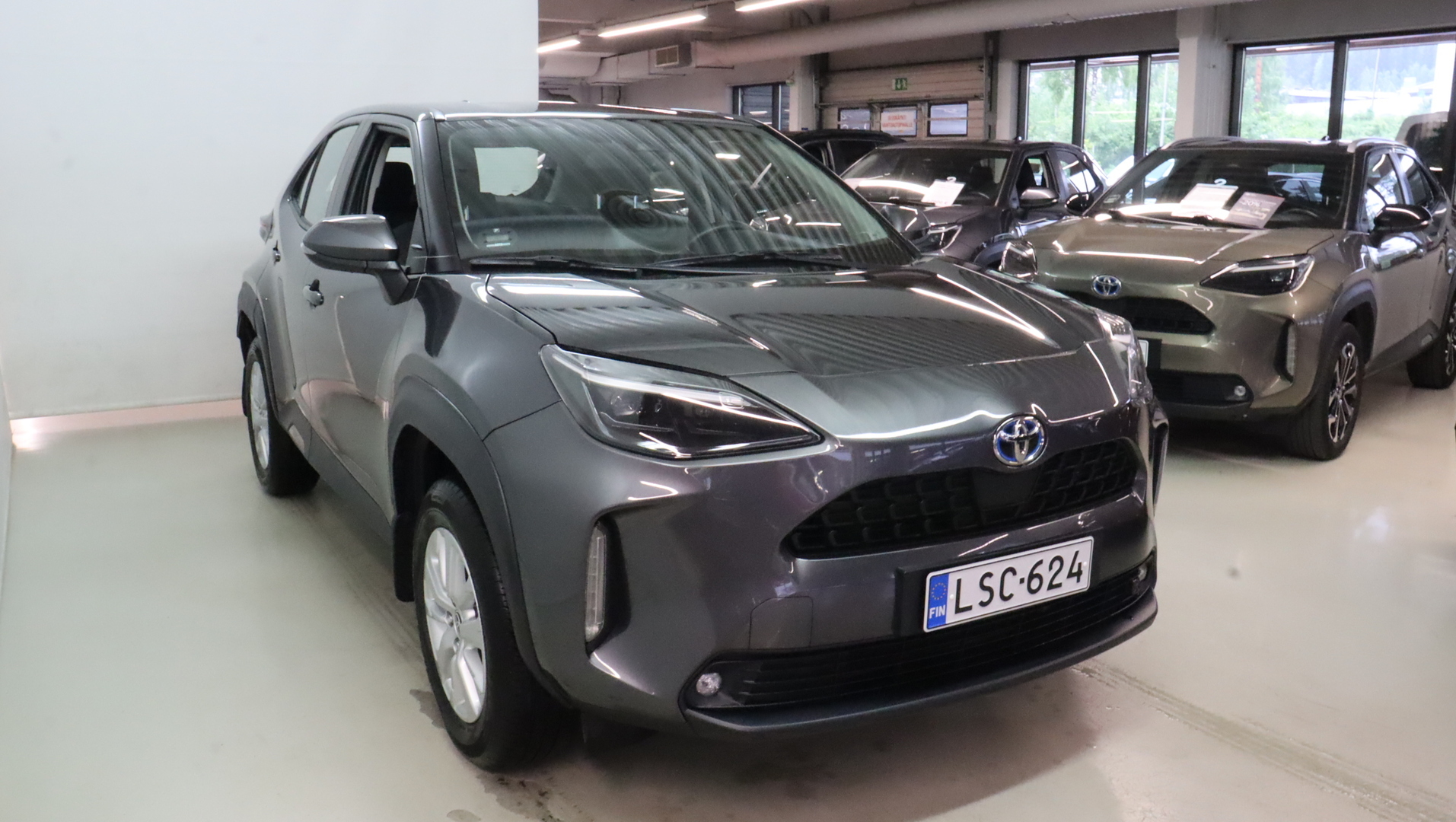 TOYOTA Yaris Cross 2023