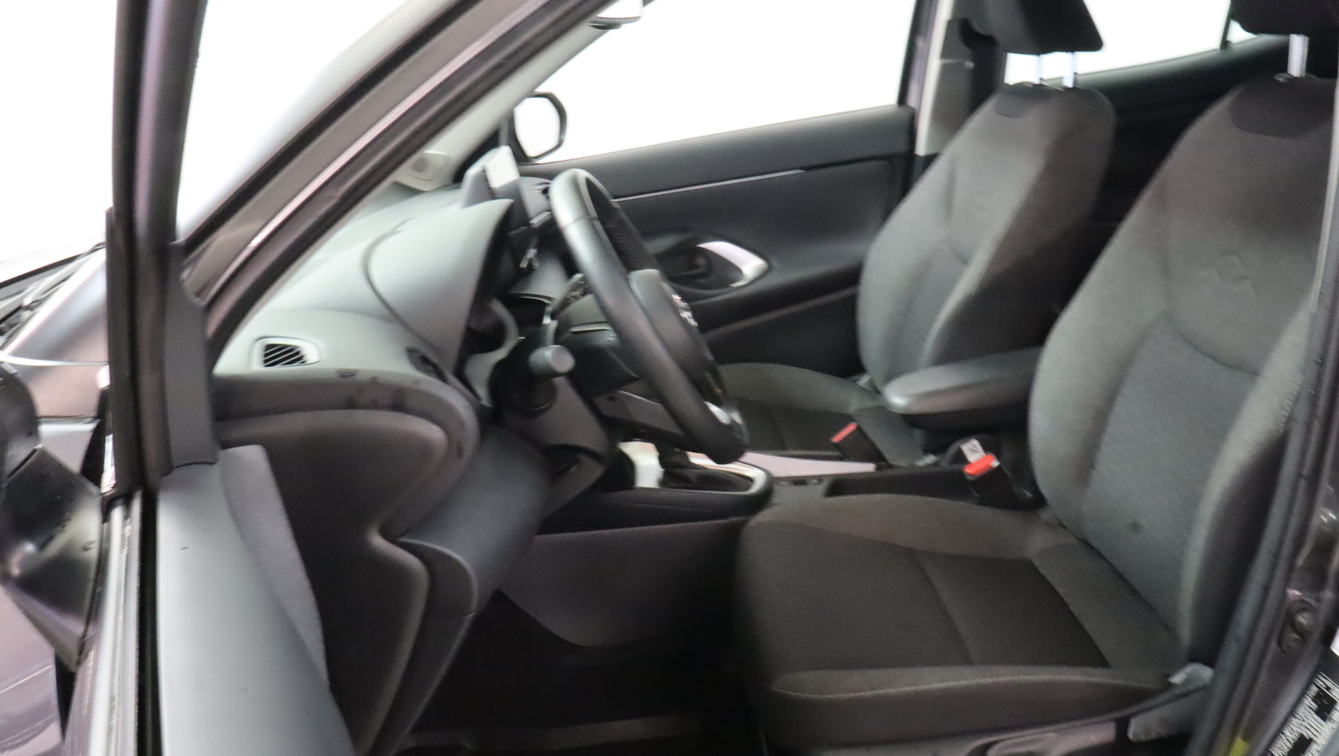 TOYOTA Yaris Cross 2023
