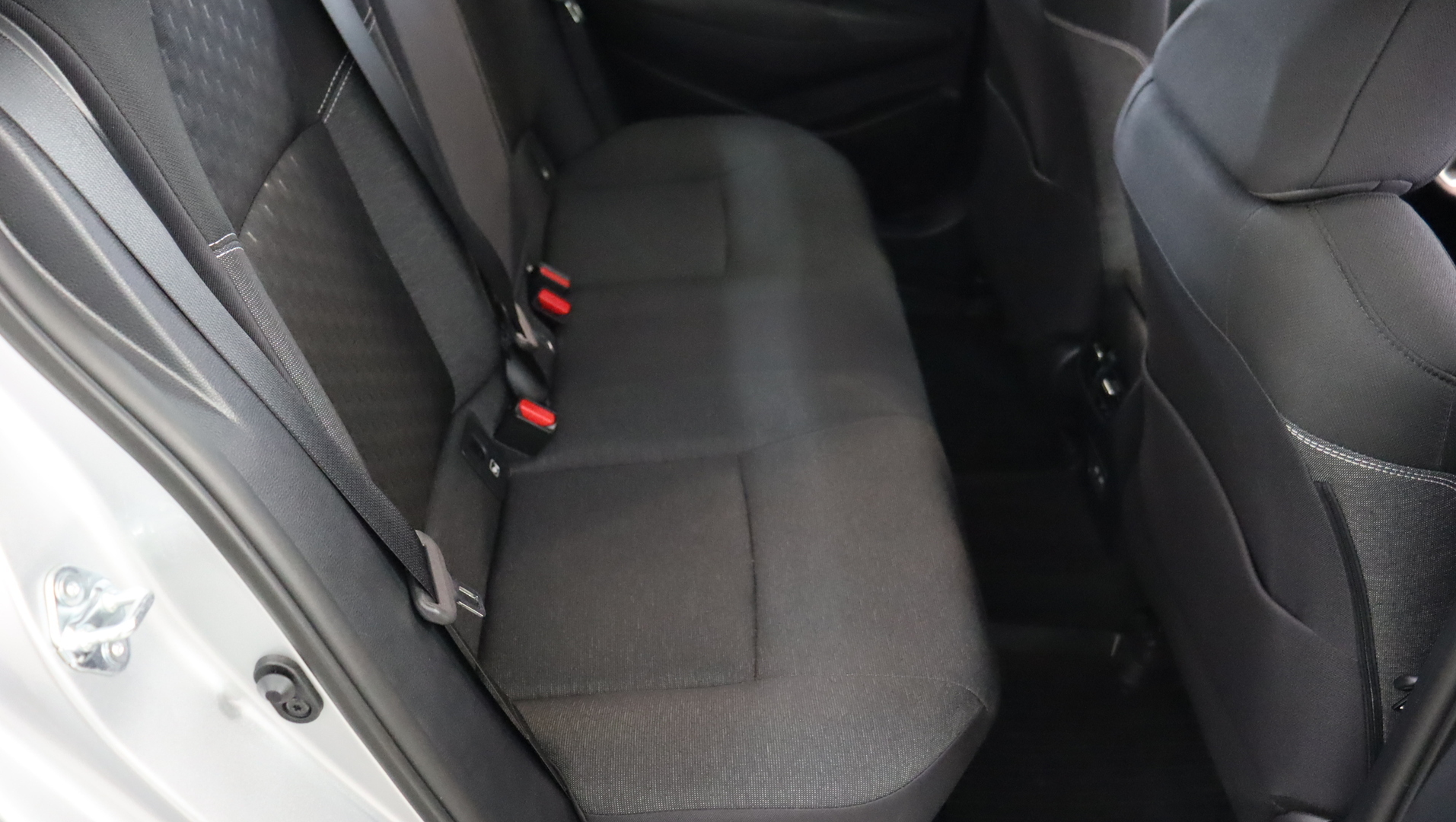 TOYOTA Corolla 2025