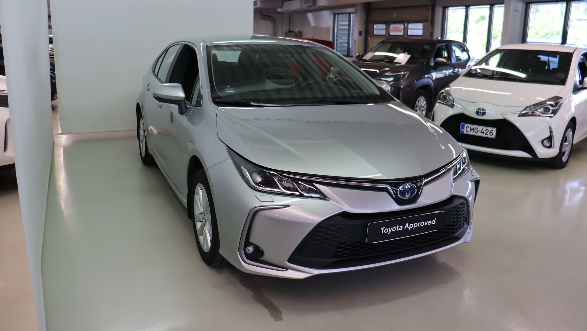 TOYOTA Corolla 2025