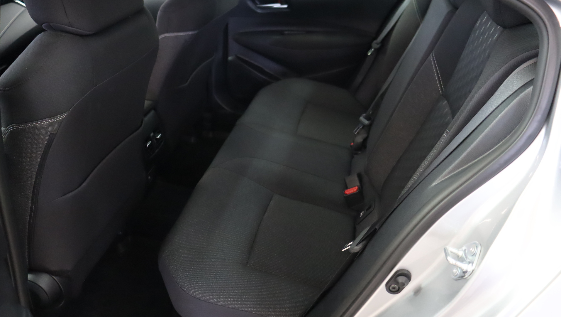TOYOTA Corolla 2025
