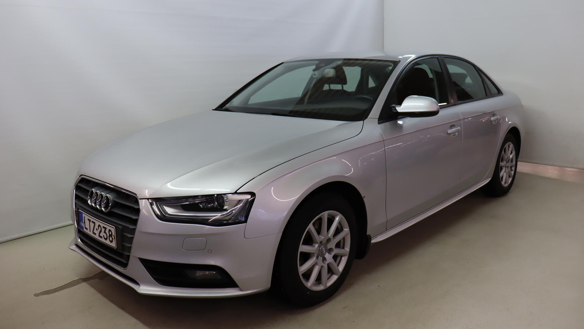 AUDI A4 2013
