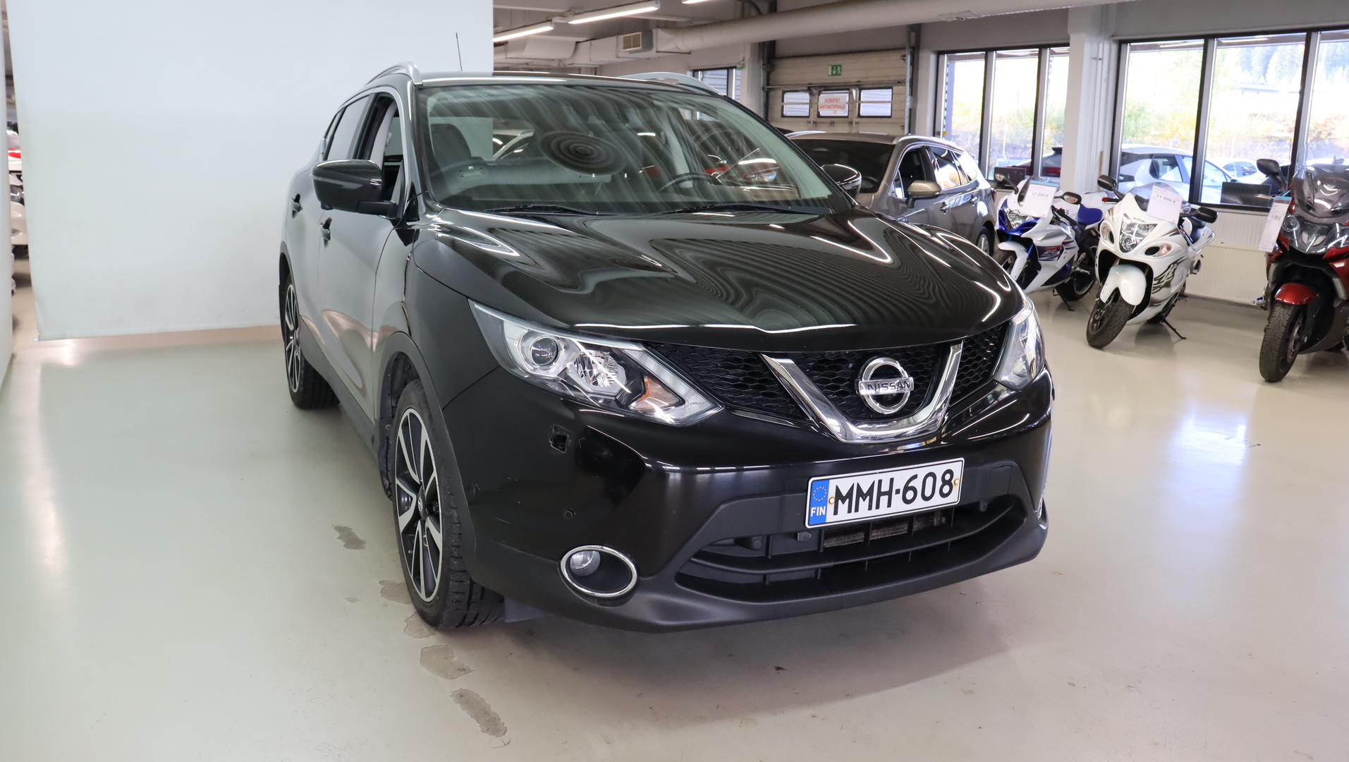 NISSAN Qashqai 2015
