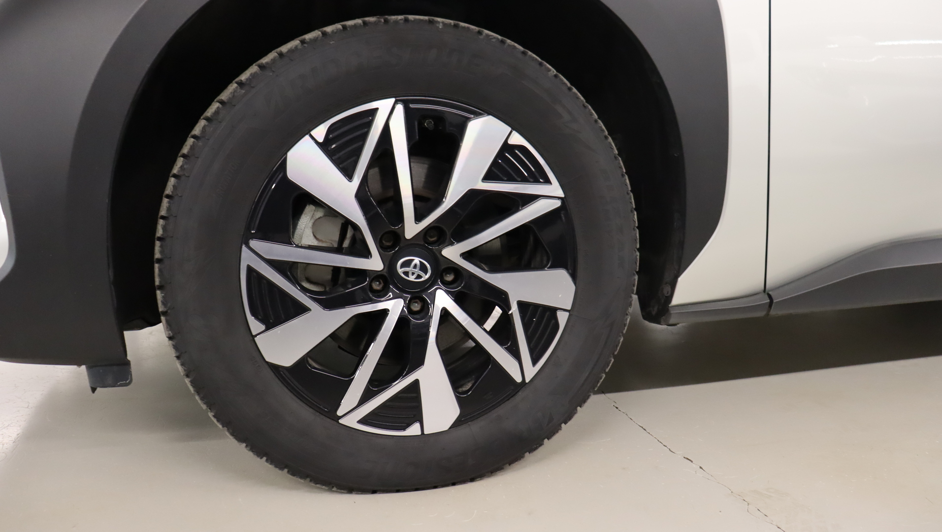 TOYOTA bZ4X 2022