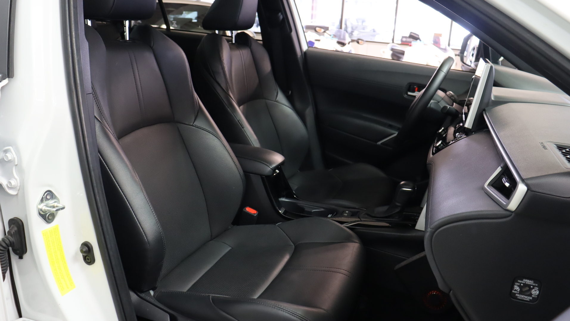 TOYOTA Corolla Cross 2023