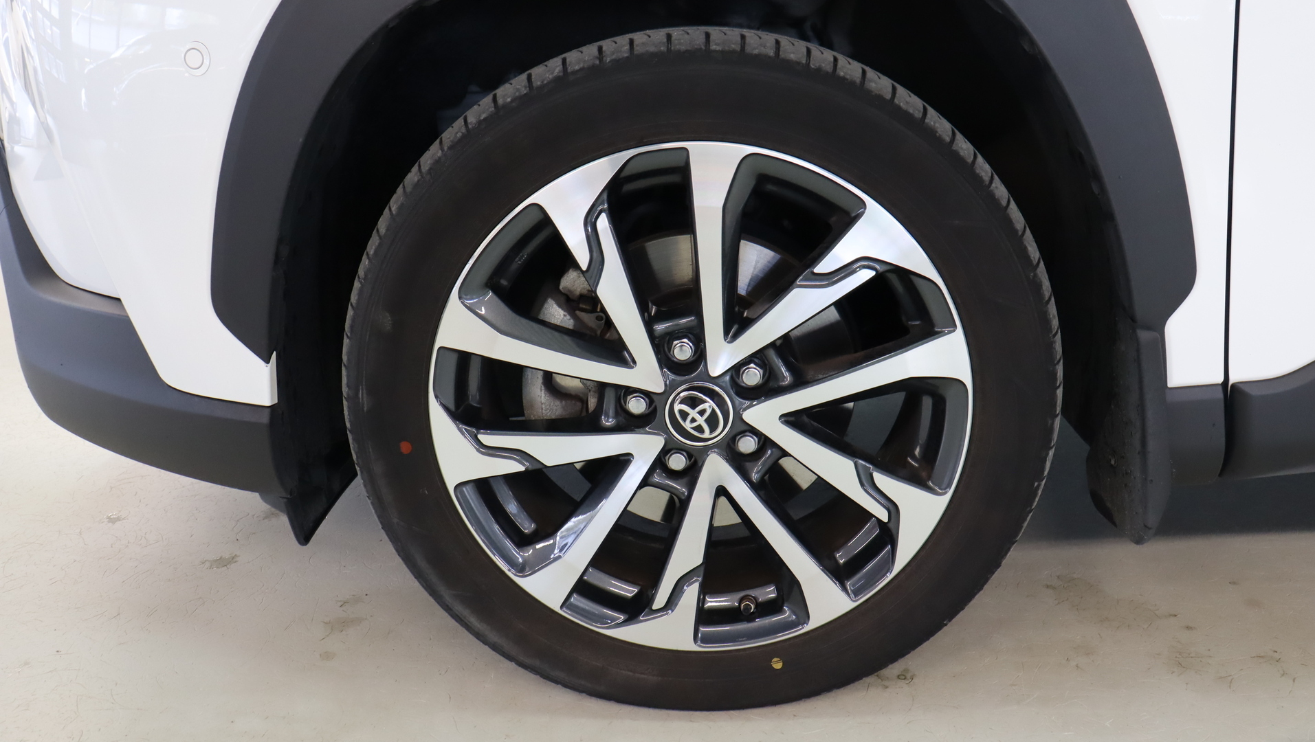 TOYOTA Corolla Cross 2023