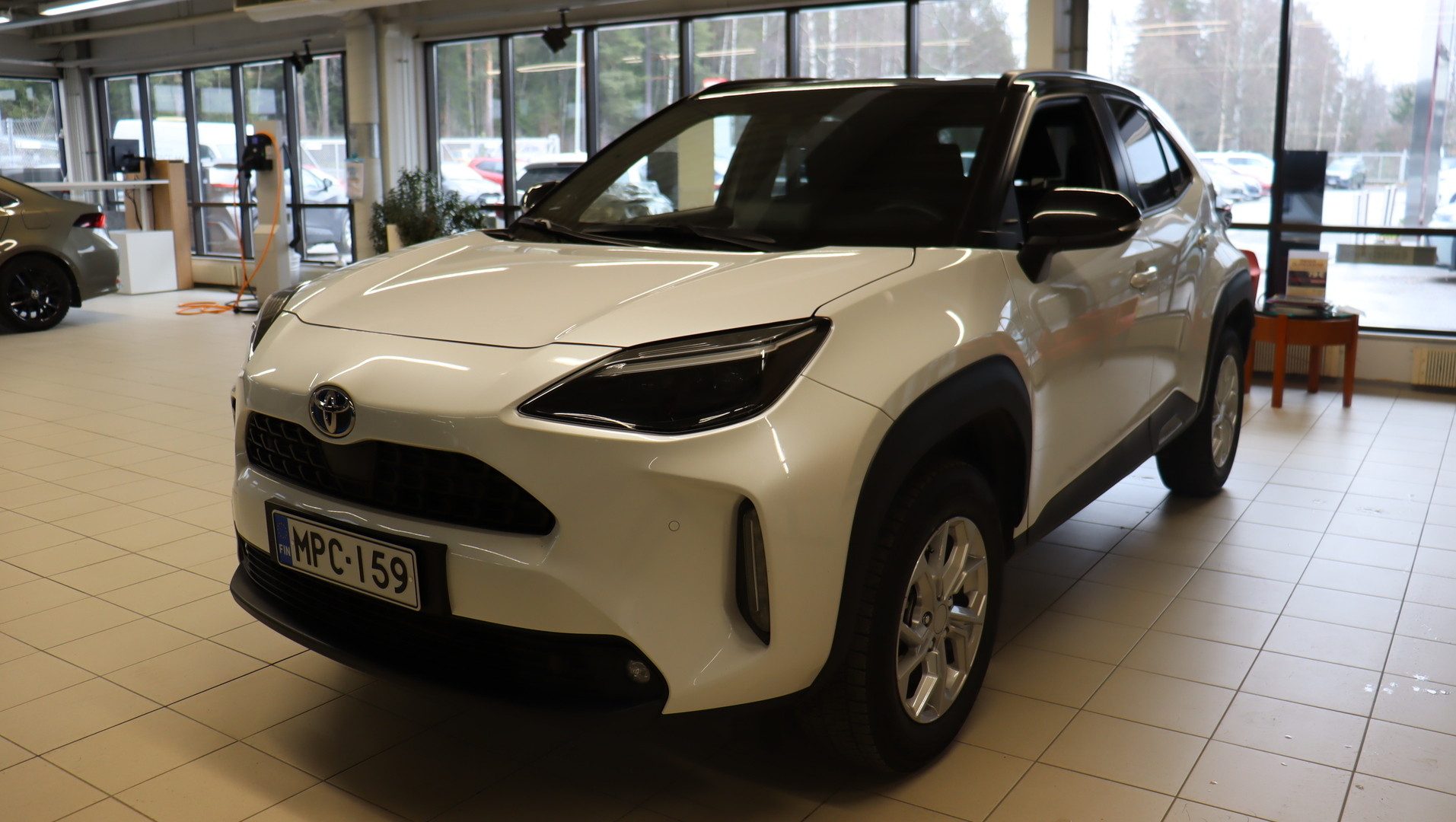 TOYOTA Yaris Cross 2023