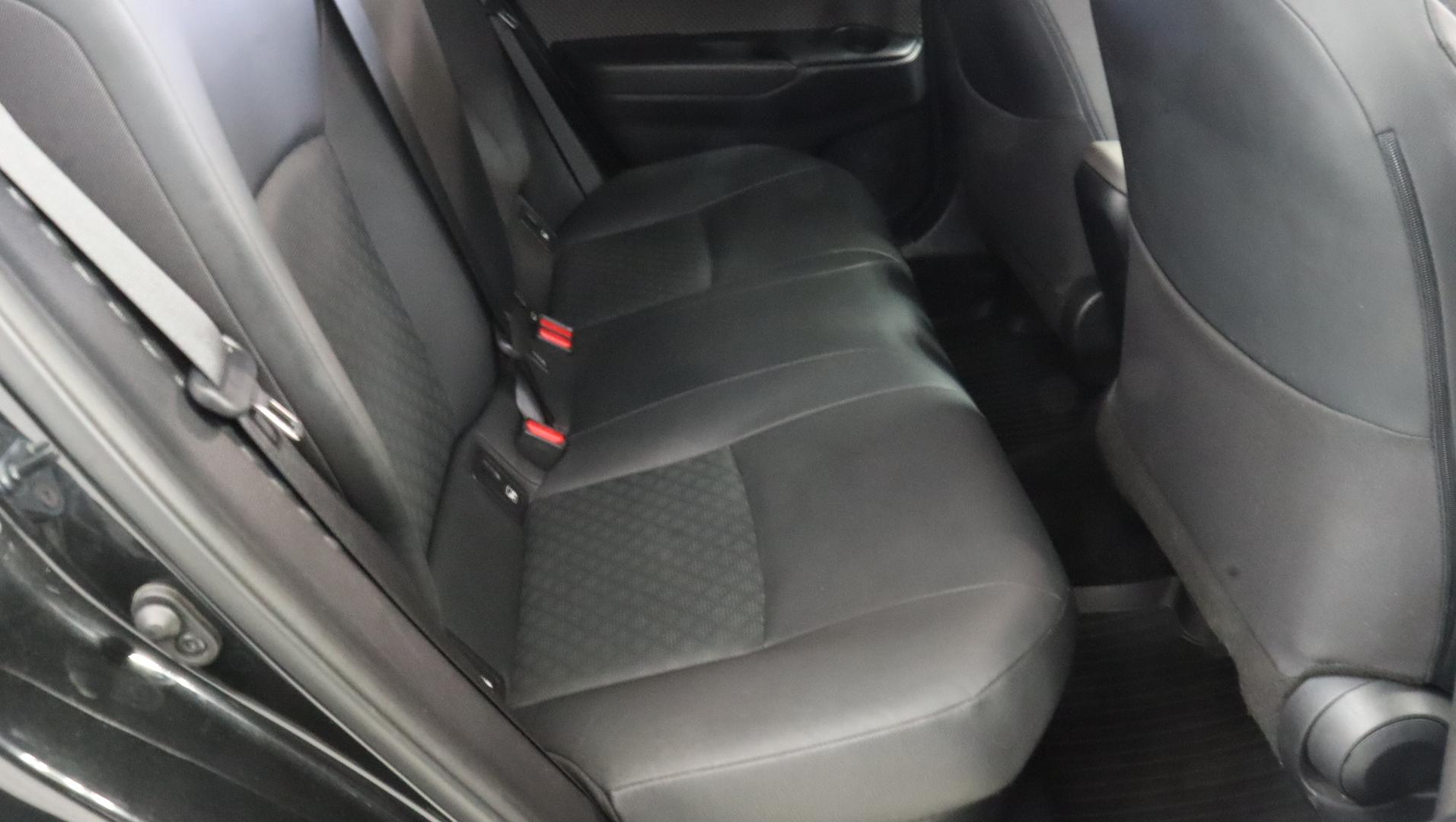 TOYOTA C-HR 2023