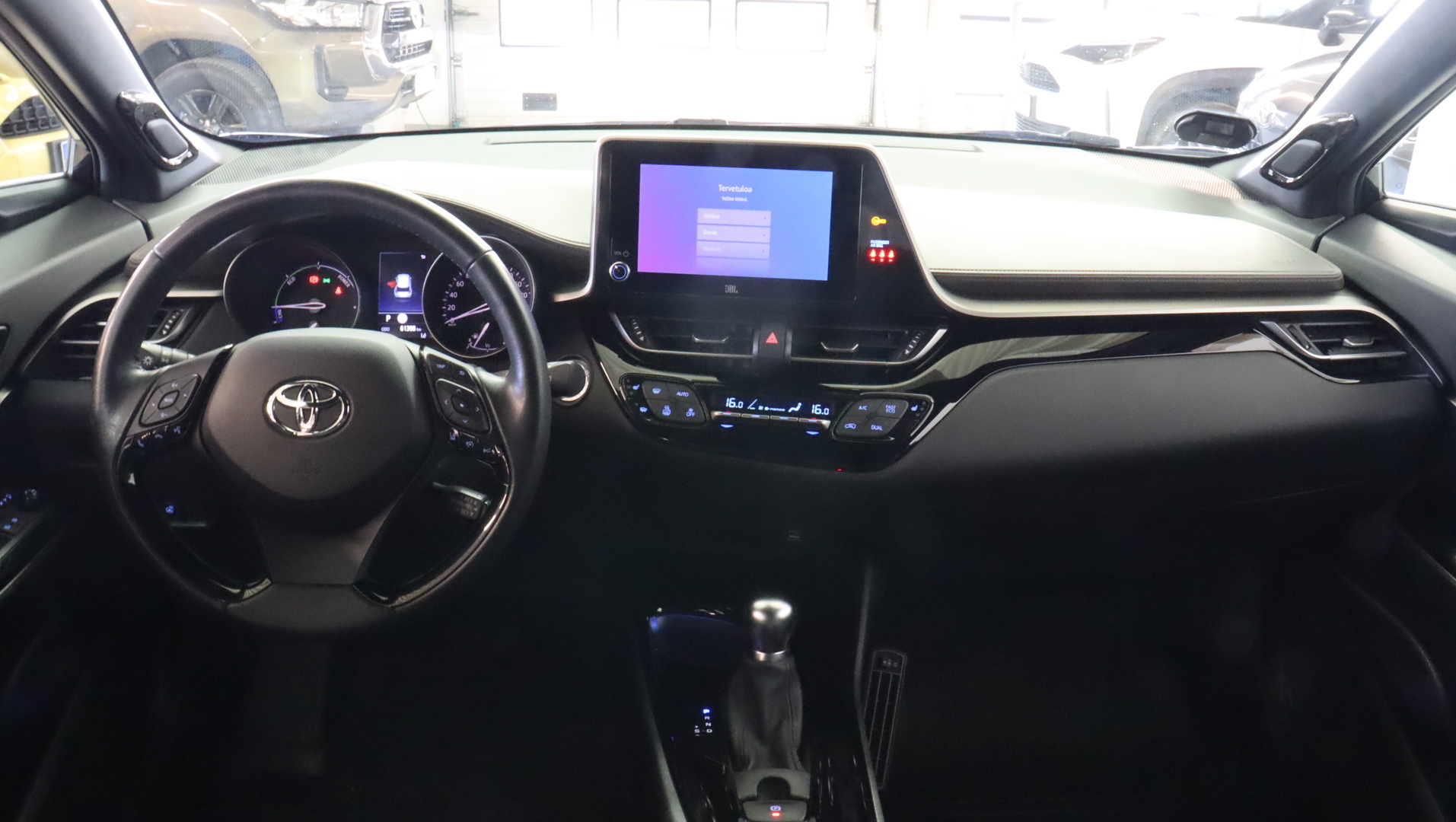 TOYOTA C-HR 2023