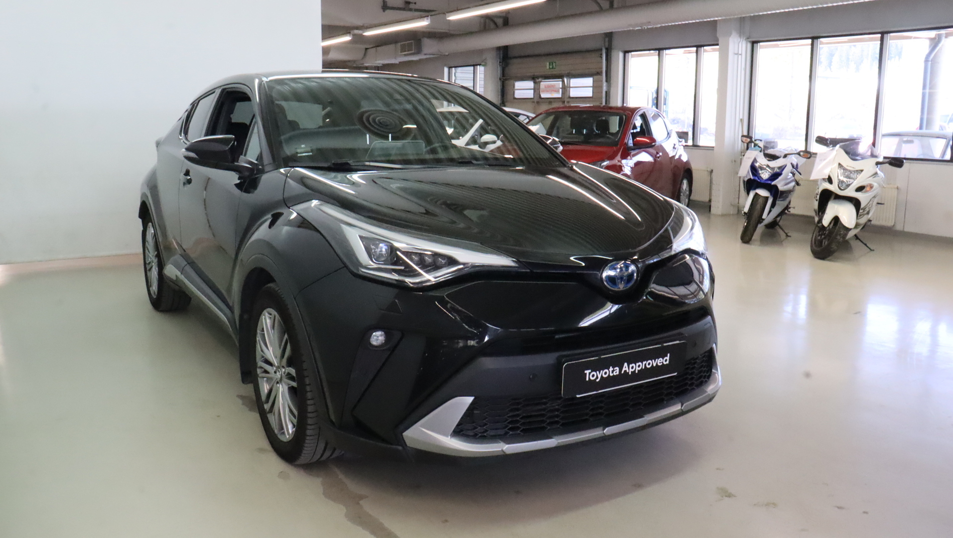 TOYOTA C-HR 2023