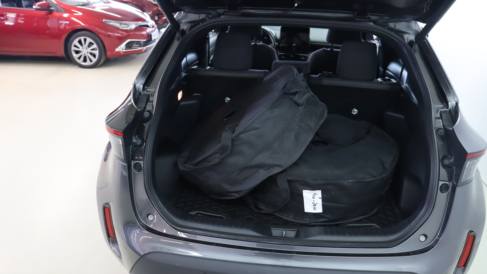 TOYOTA Yaris Cross 2024