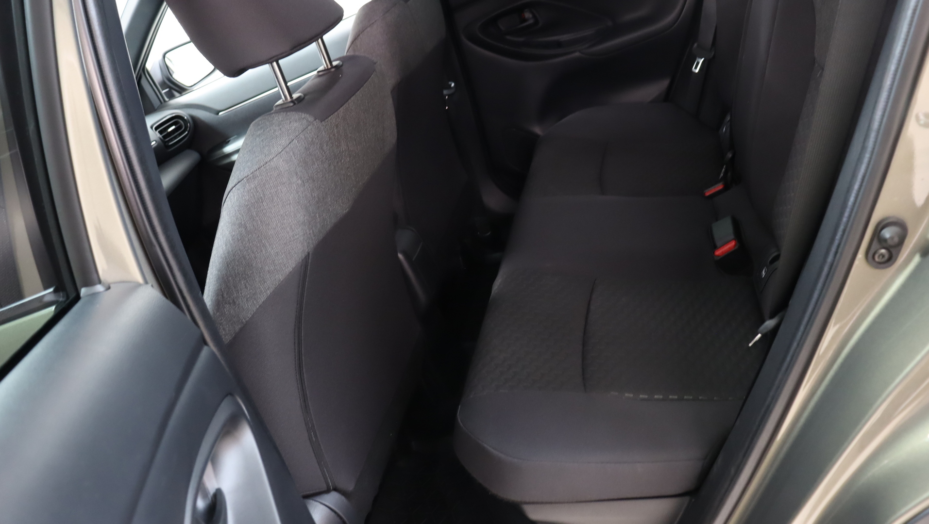 TOYOTA Yaris Cross 2025