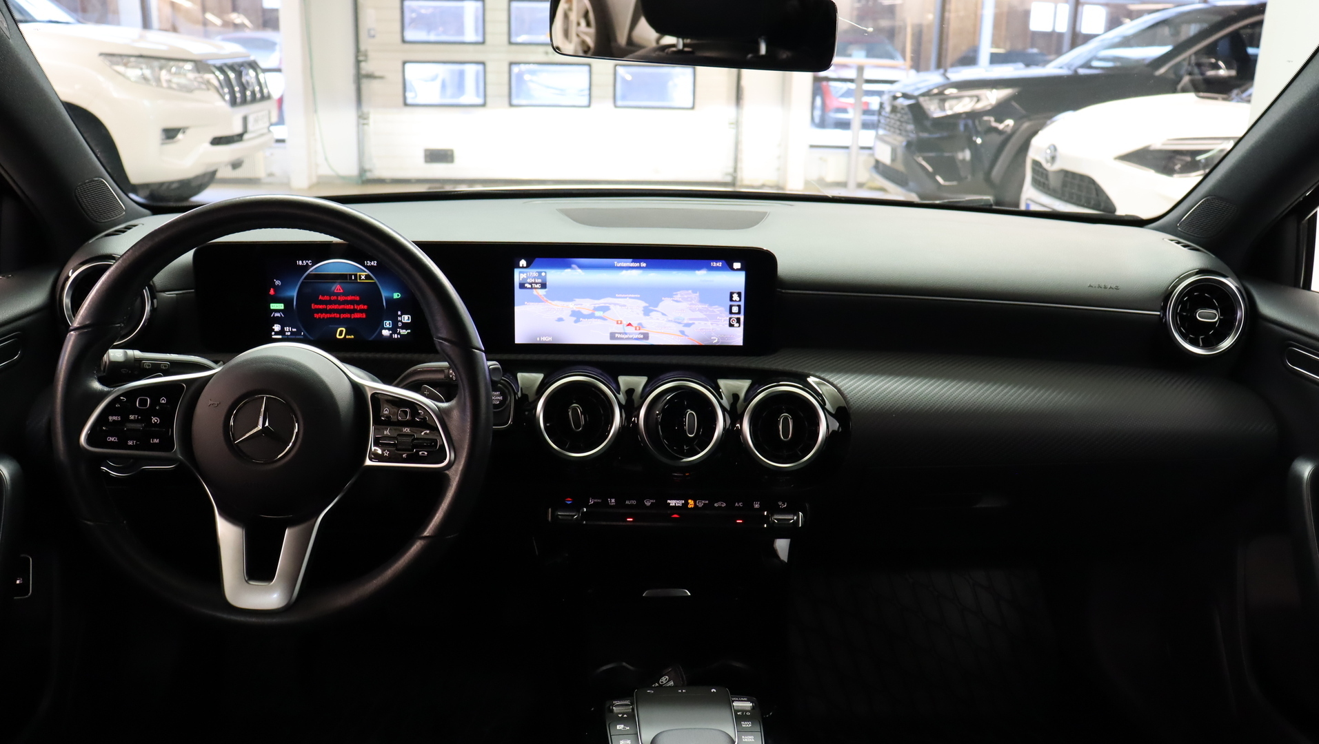 MERCEDES-BENZ A 2021