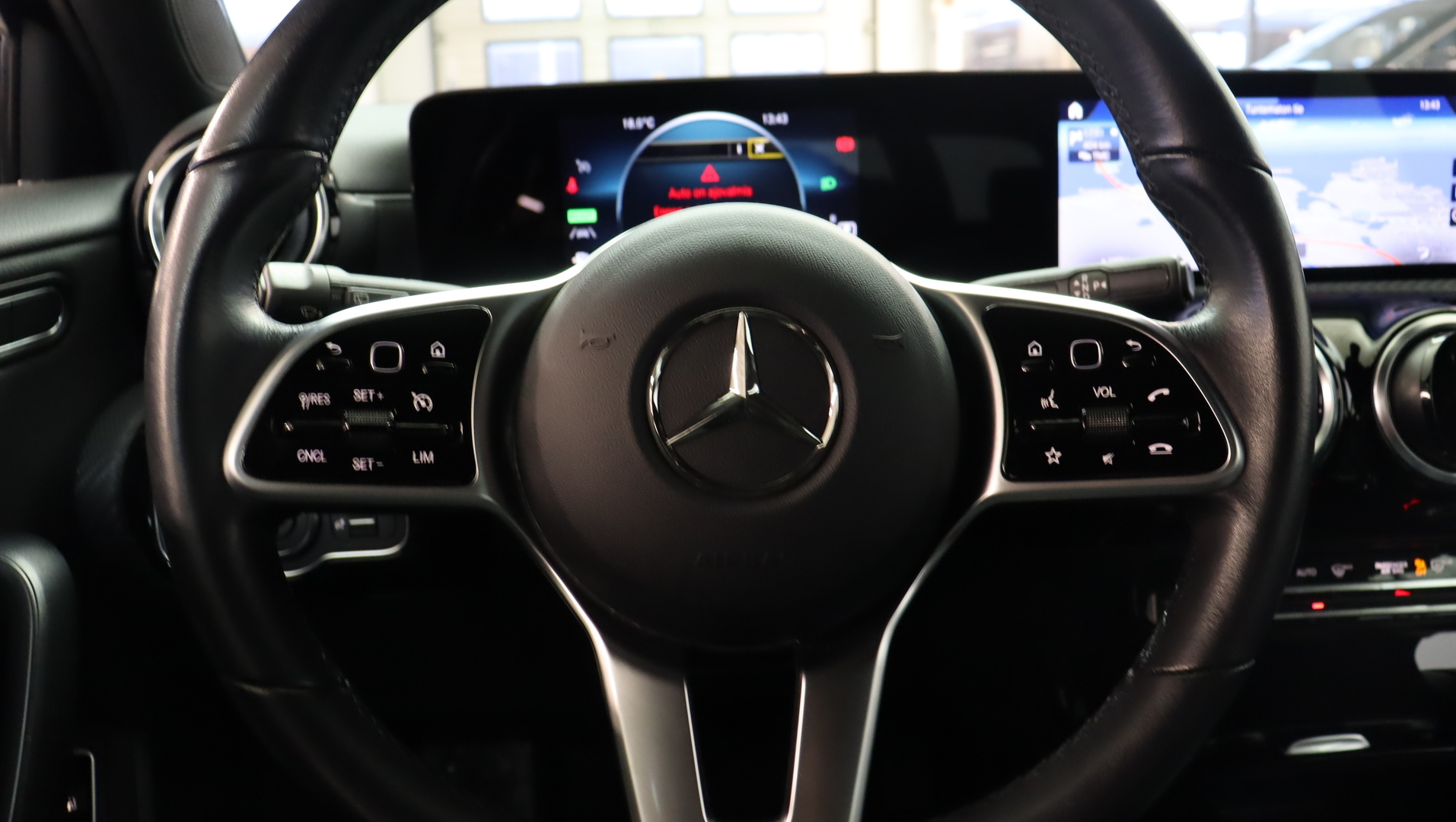 MERCEDES-BENZ A 2021