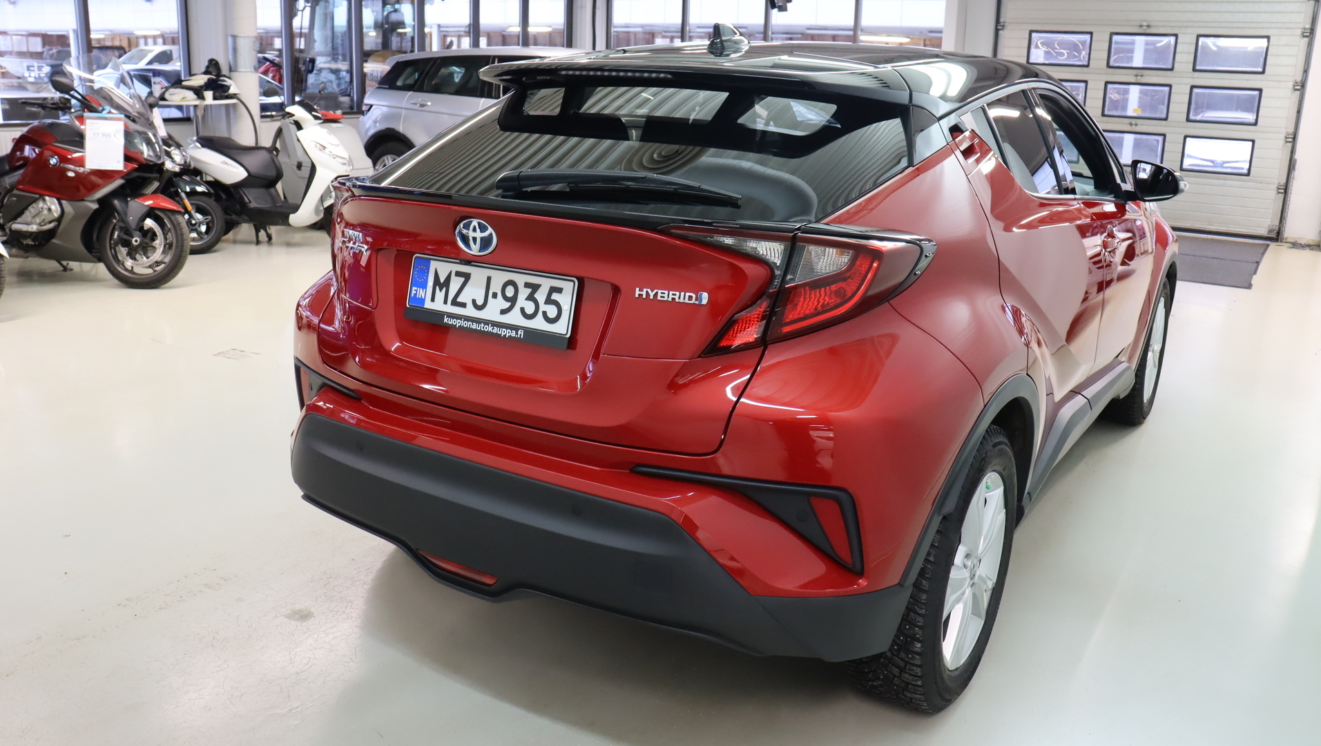 TOYOTA C-HR 2021
