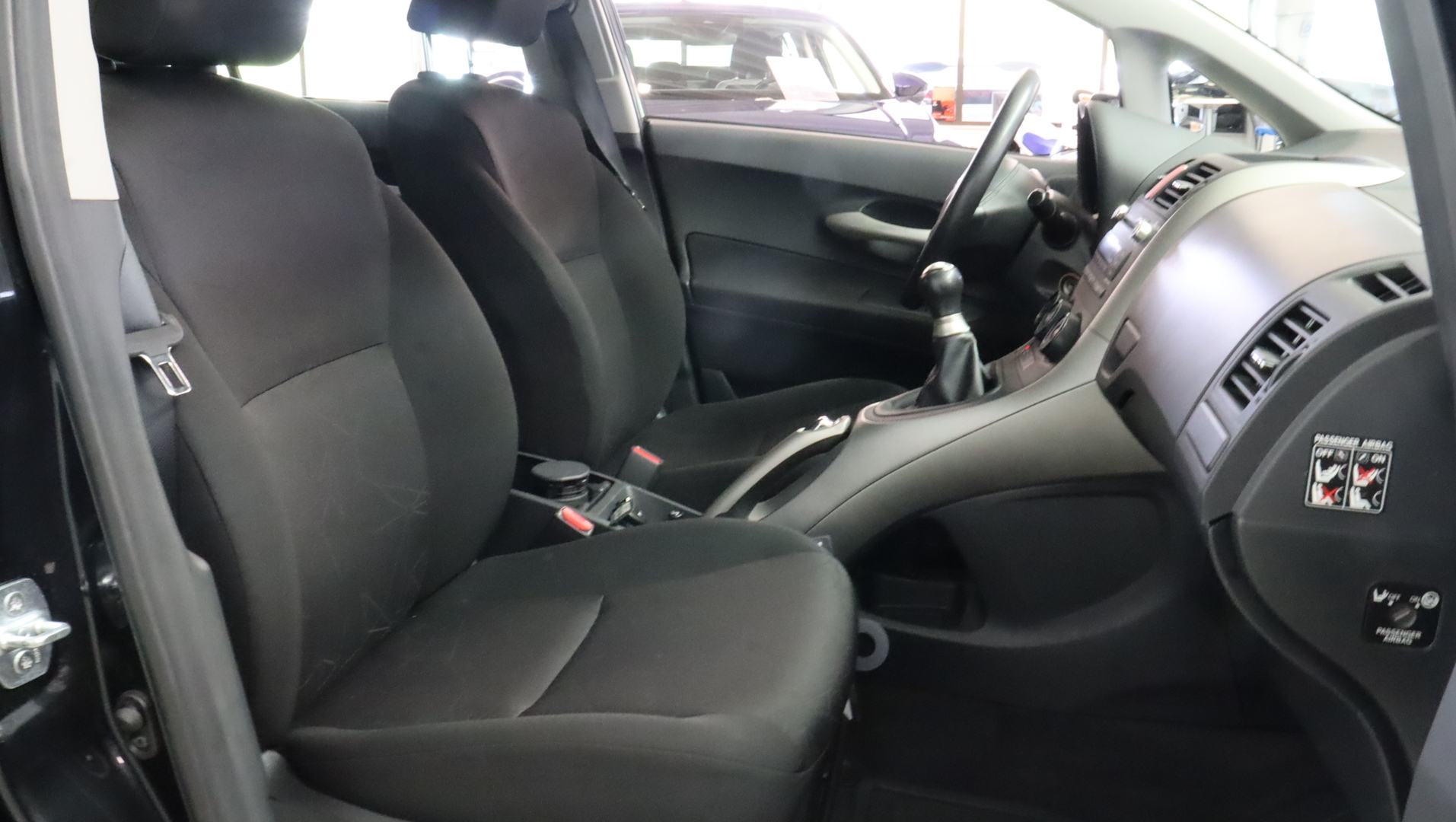 TOYOTA Auris 2007