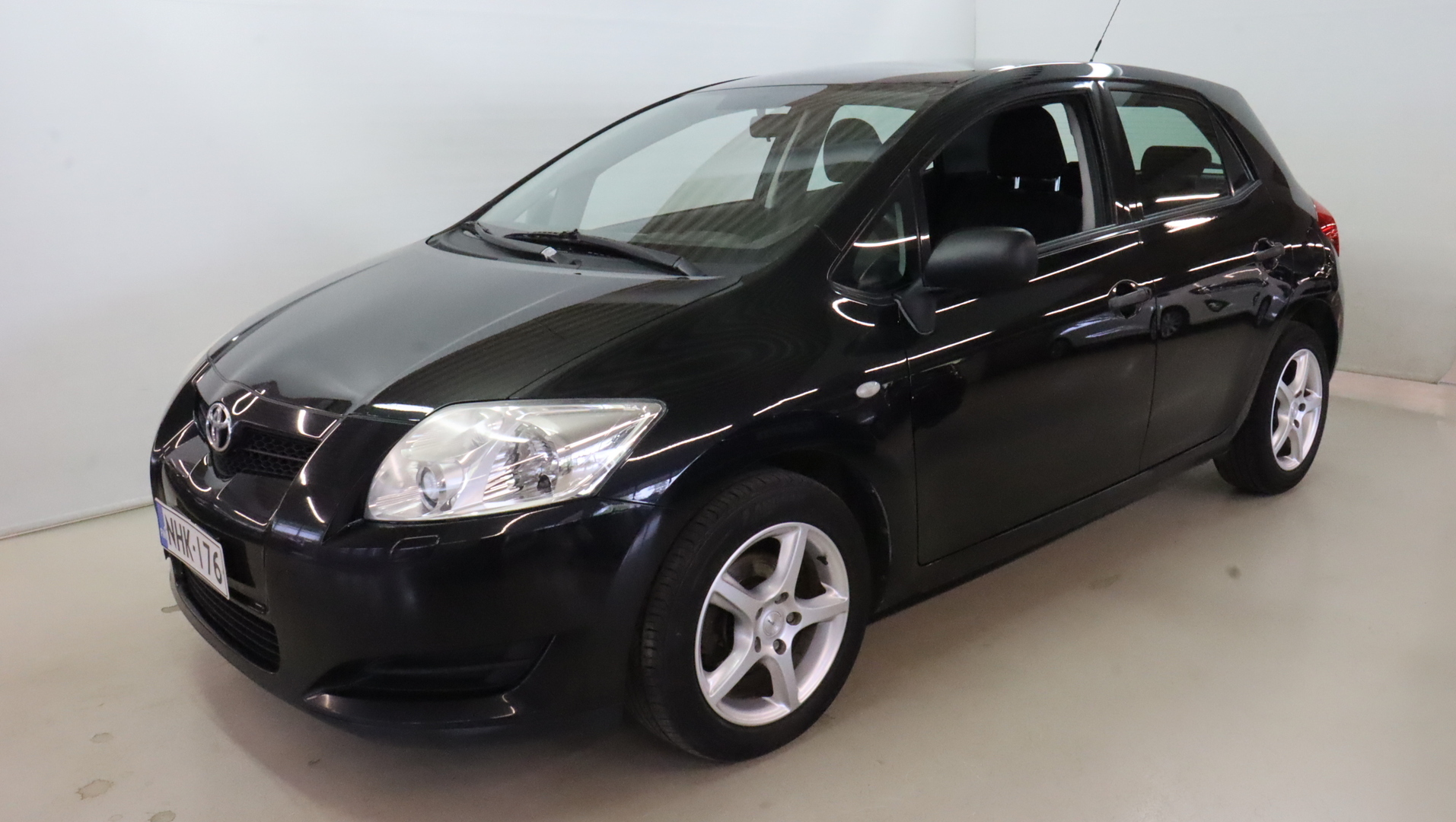 TOYOTA Auris 2007