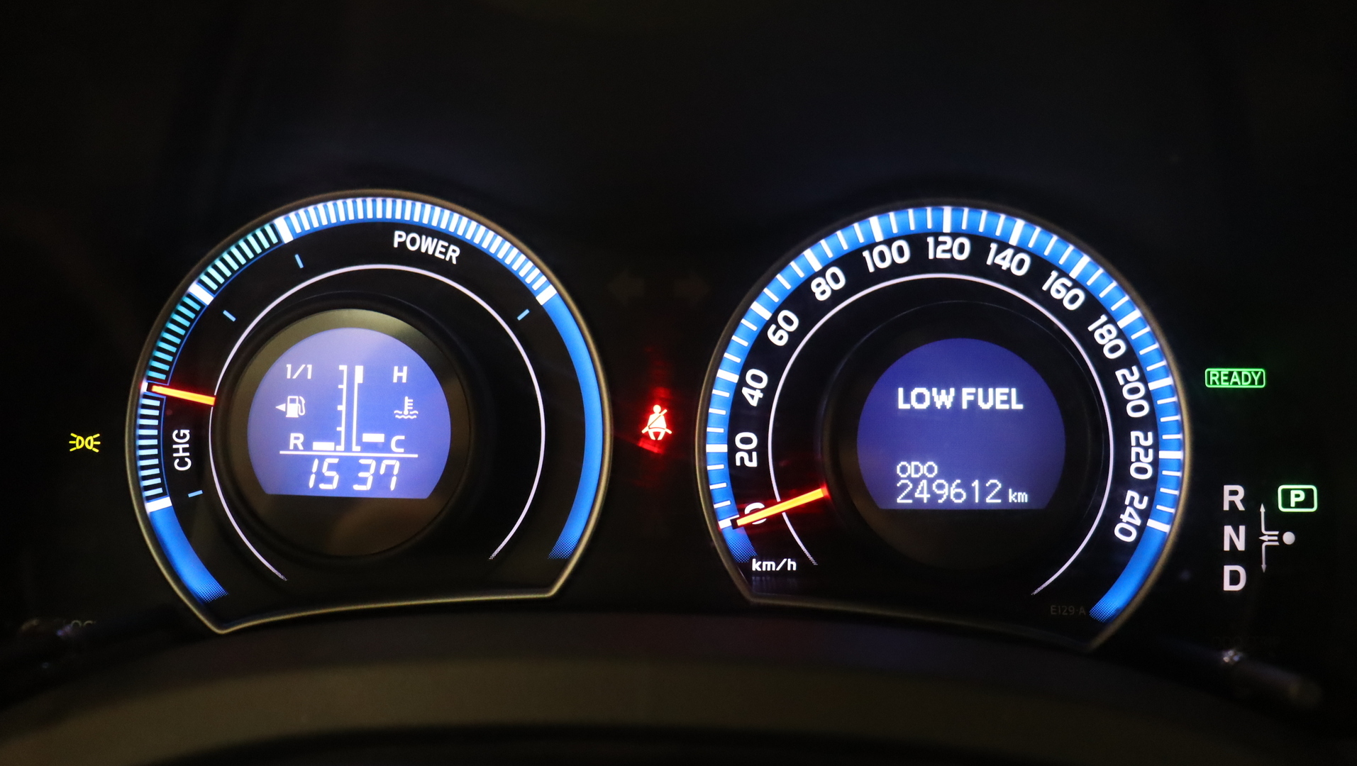 TOYOTA Auris 2011