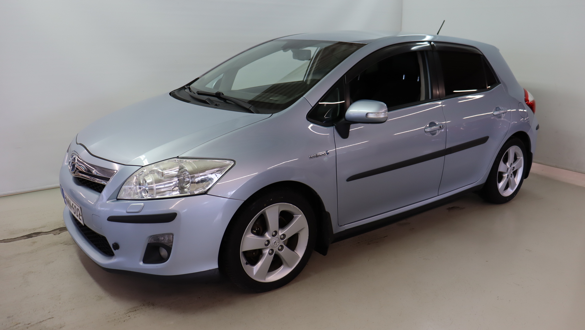TOYOTA Auris 2011