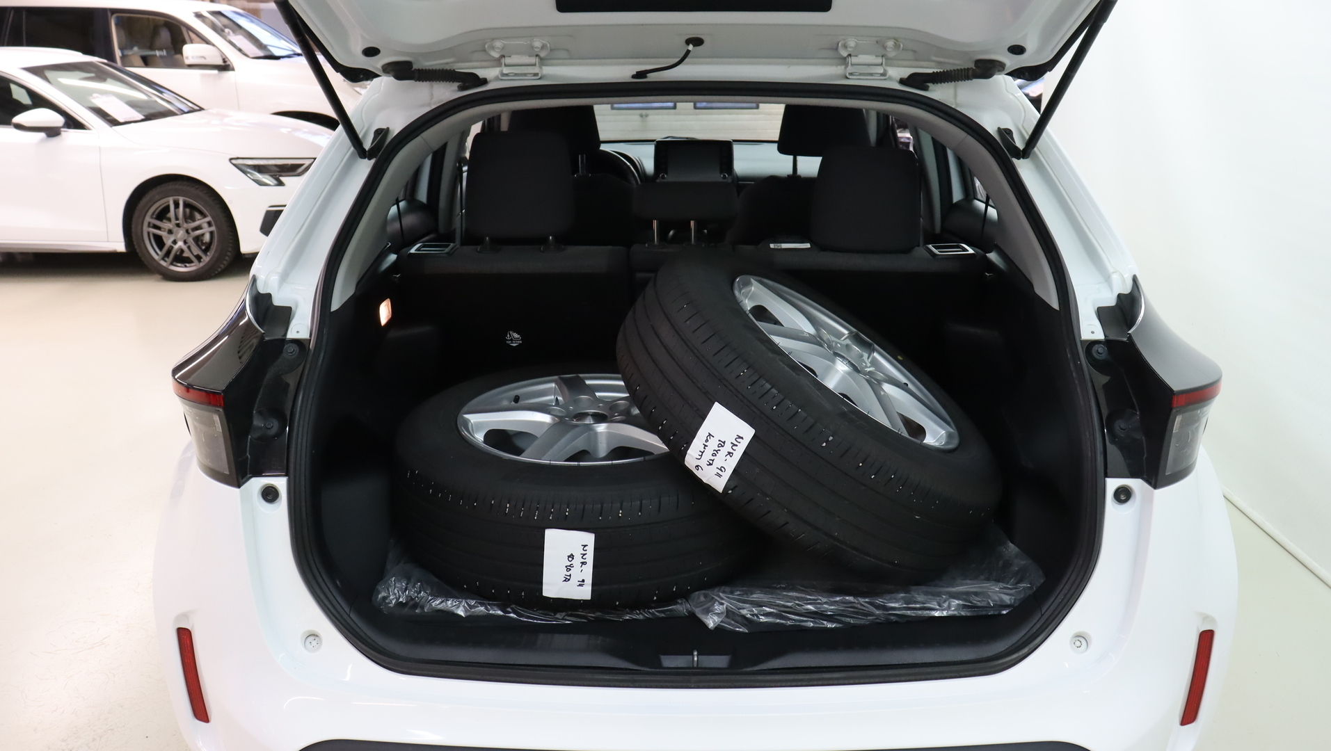 TOYOTA Yaris Cross 2024