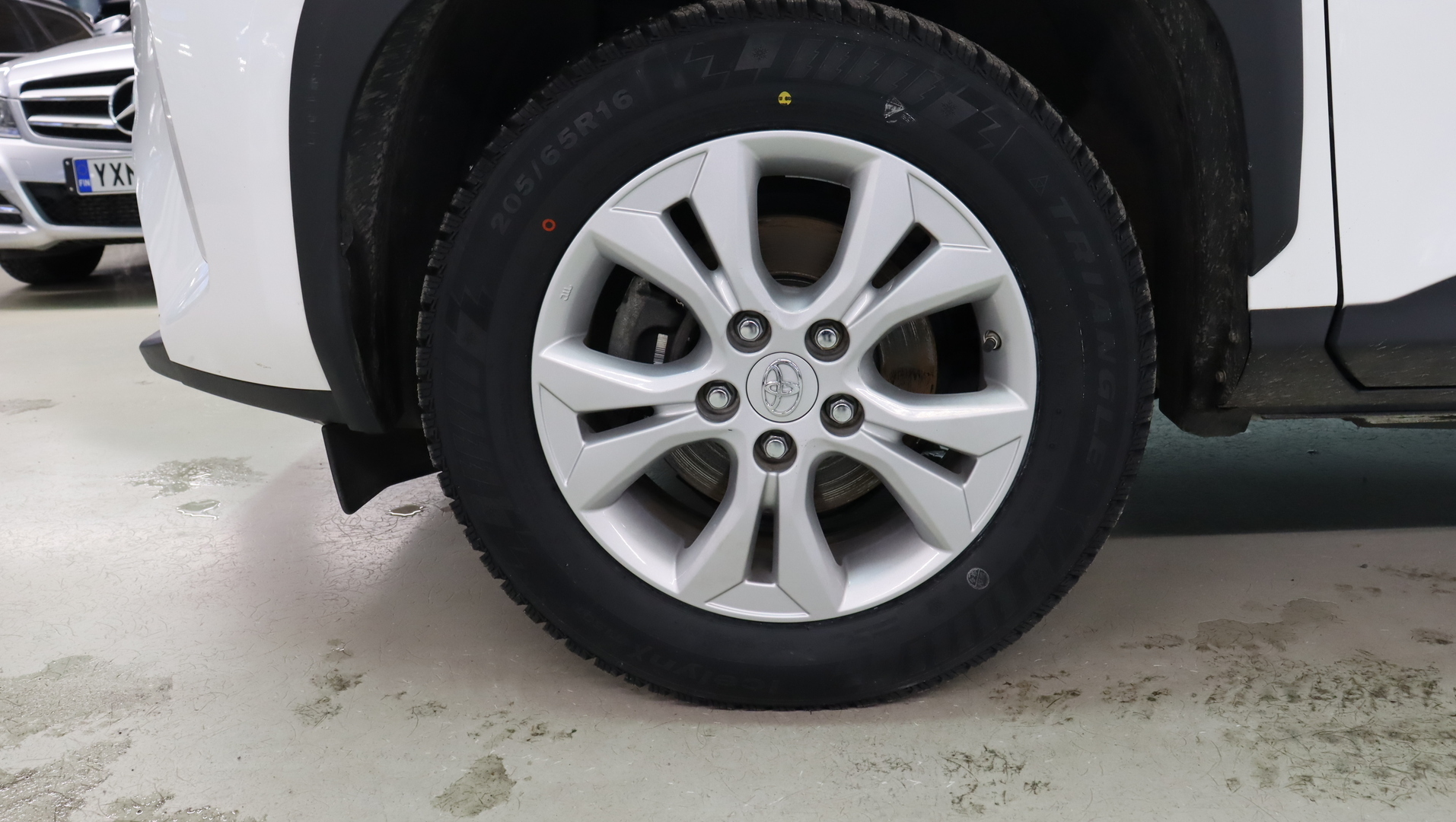 TOYOTA Yaris Cross 2024