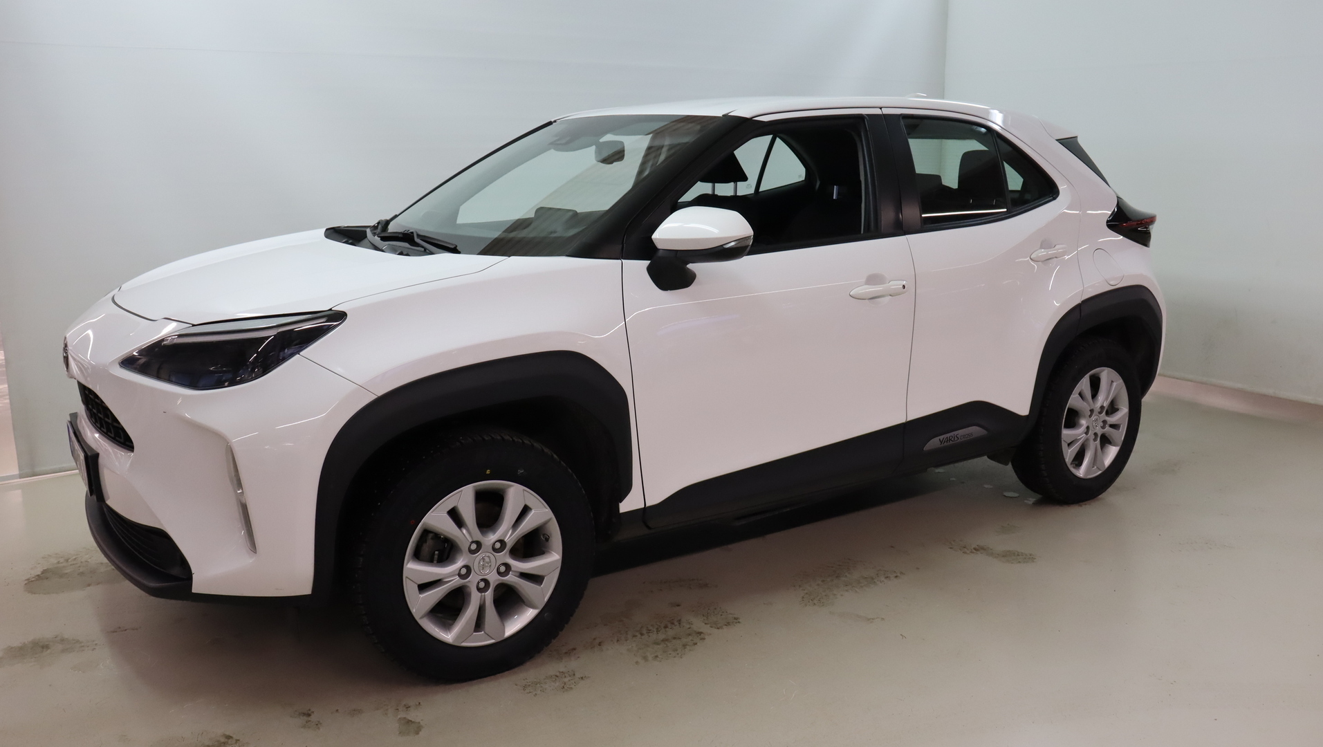 TOYOTA Yaris Cross 2024