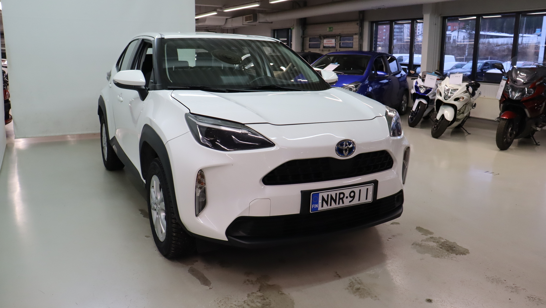 TOYOTA Yaris Cross 2024