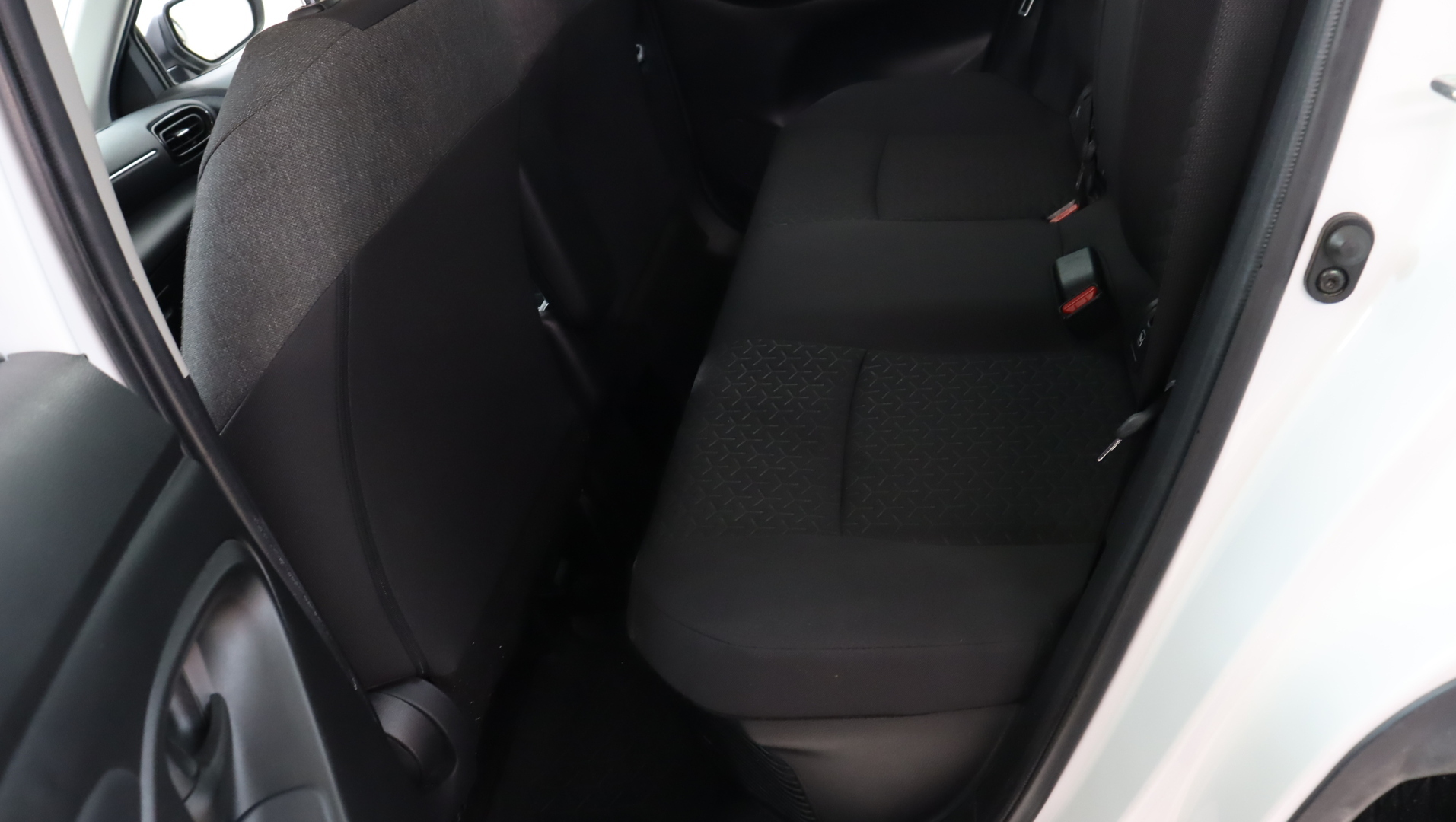 TOYOTA Yaris Cross 2024