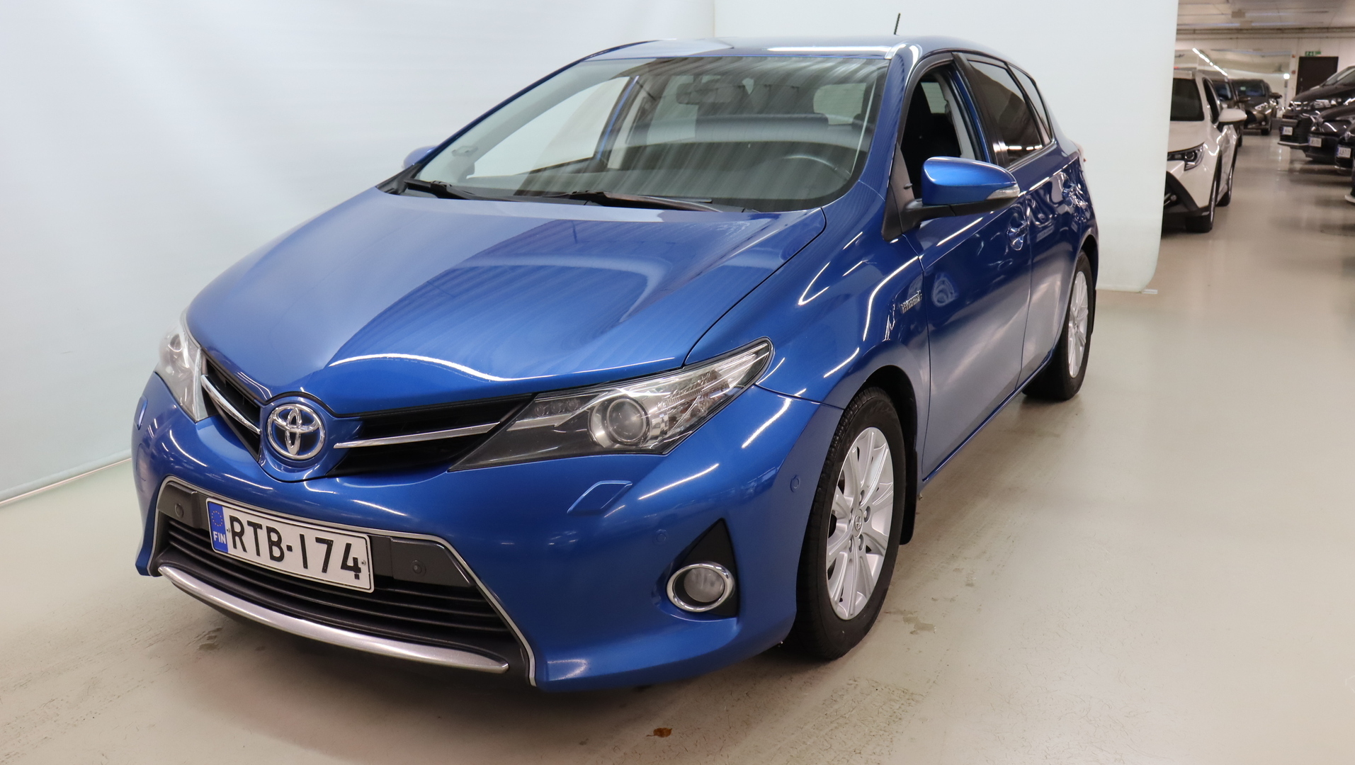 TOYOTA Auris 2014