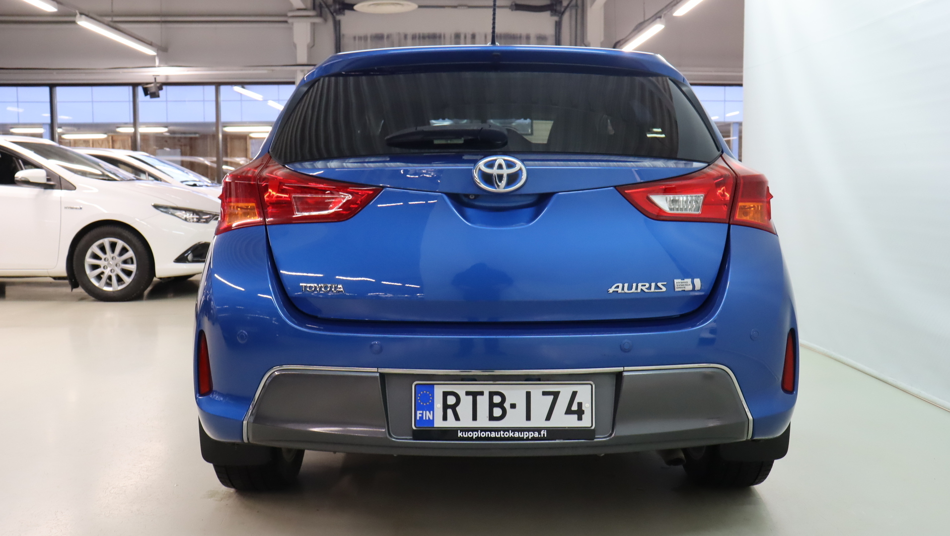 TOYOTA Auris 2014