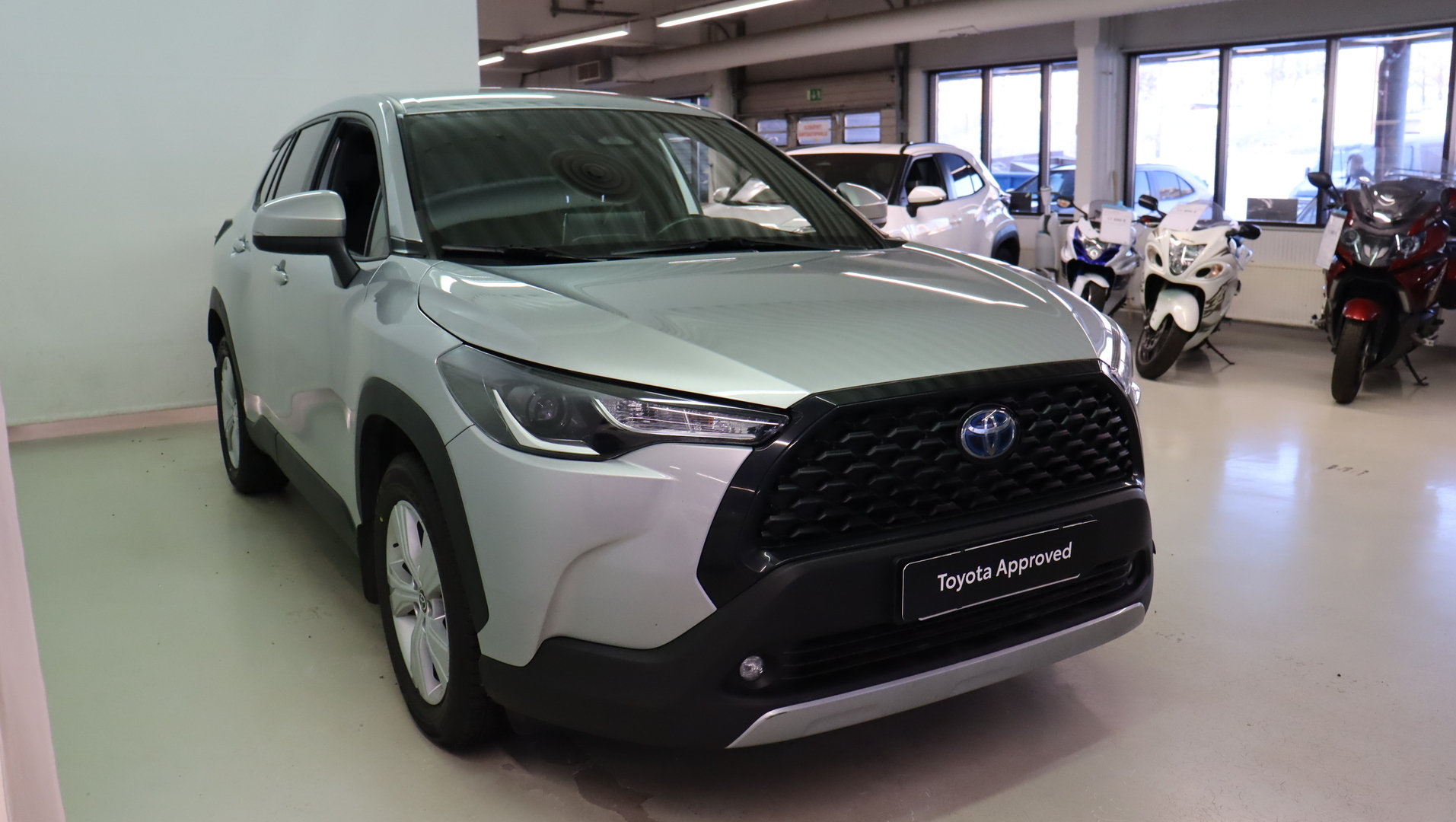 TOYOTA Corolla Cross 2023