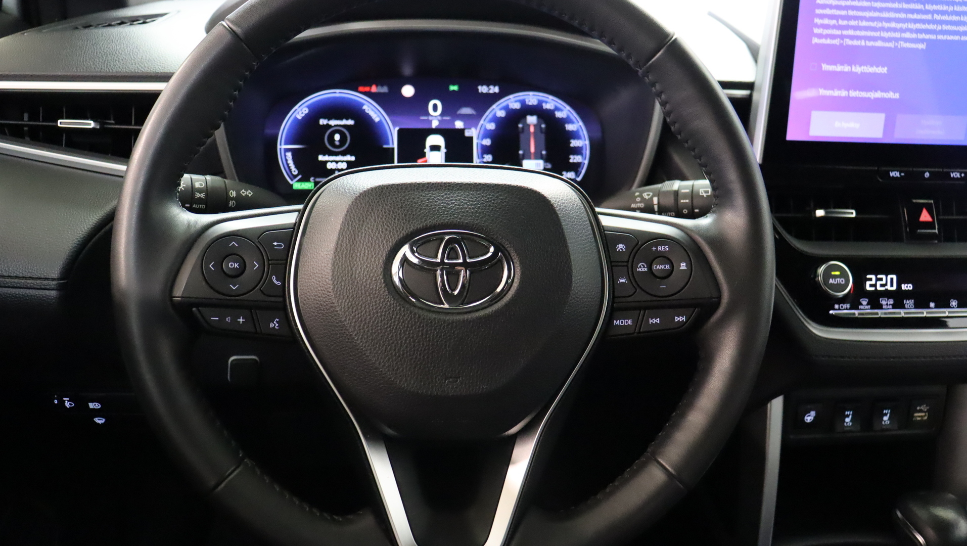 TOYOTA Corolla Cross 2023